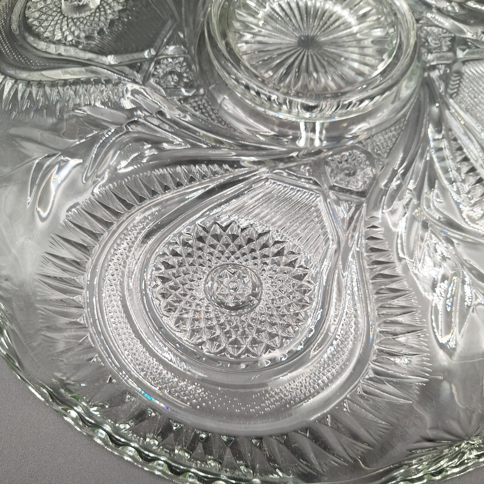 HUGE Vintage LE Smith Horseshoe Pinwheel and Stars Punch Bowl Underplate 21” EUC