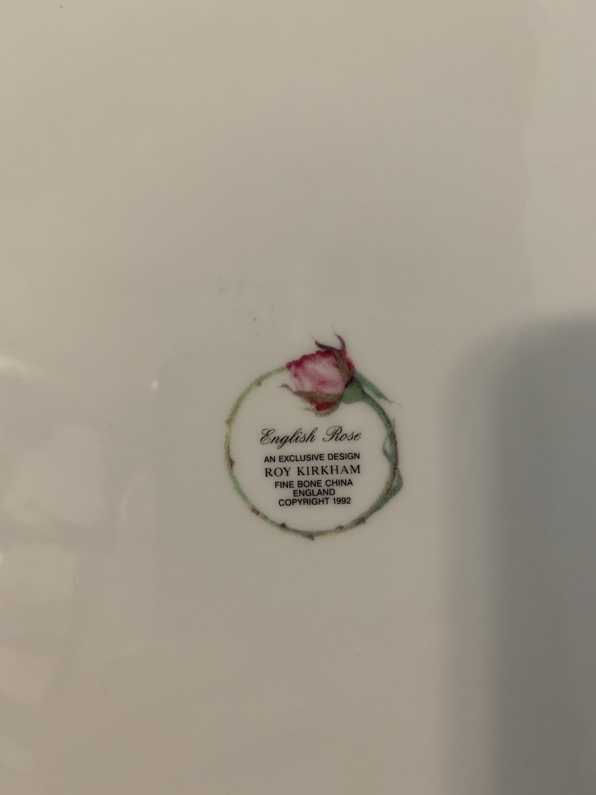 Roy Kirkham “English Rose” 12″ Platter (“cake plate”) Fine Bone China. MINT cond