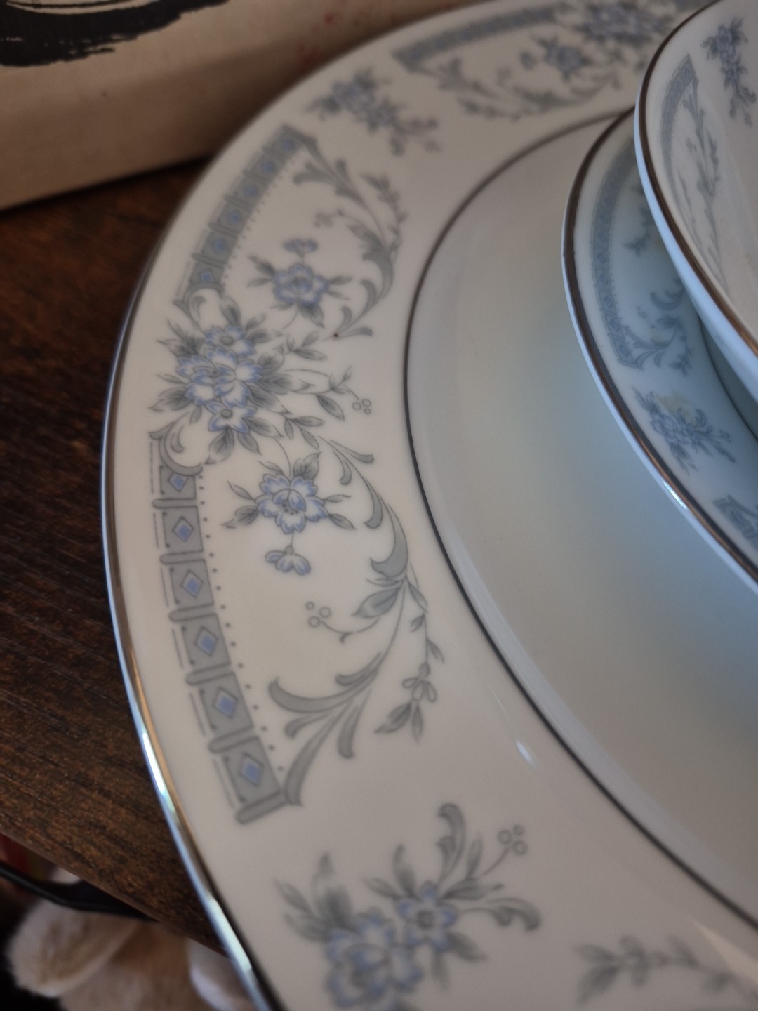 Sheffield Blue Whisper 4 Piece Place Setting Porcelain Fine China Set 1985