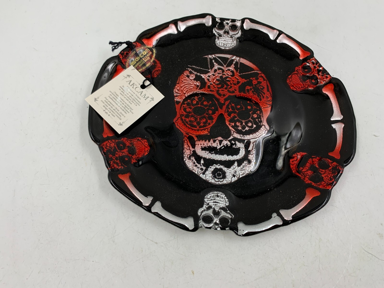 Akcam 8in Sugar Skull Red & Black Glass Plate BB01B02043
