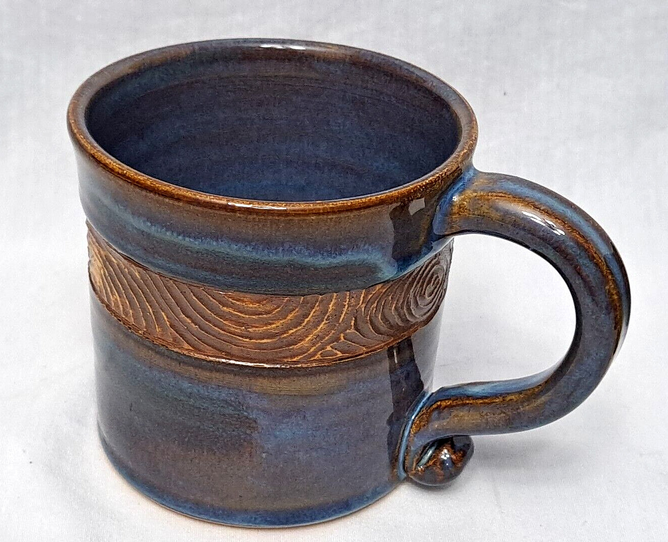 4 Studio Pottery Coffee Mugs Drip Glaze Native Island Look 18 Oz Carved Stamped
