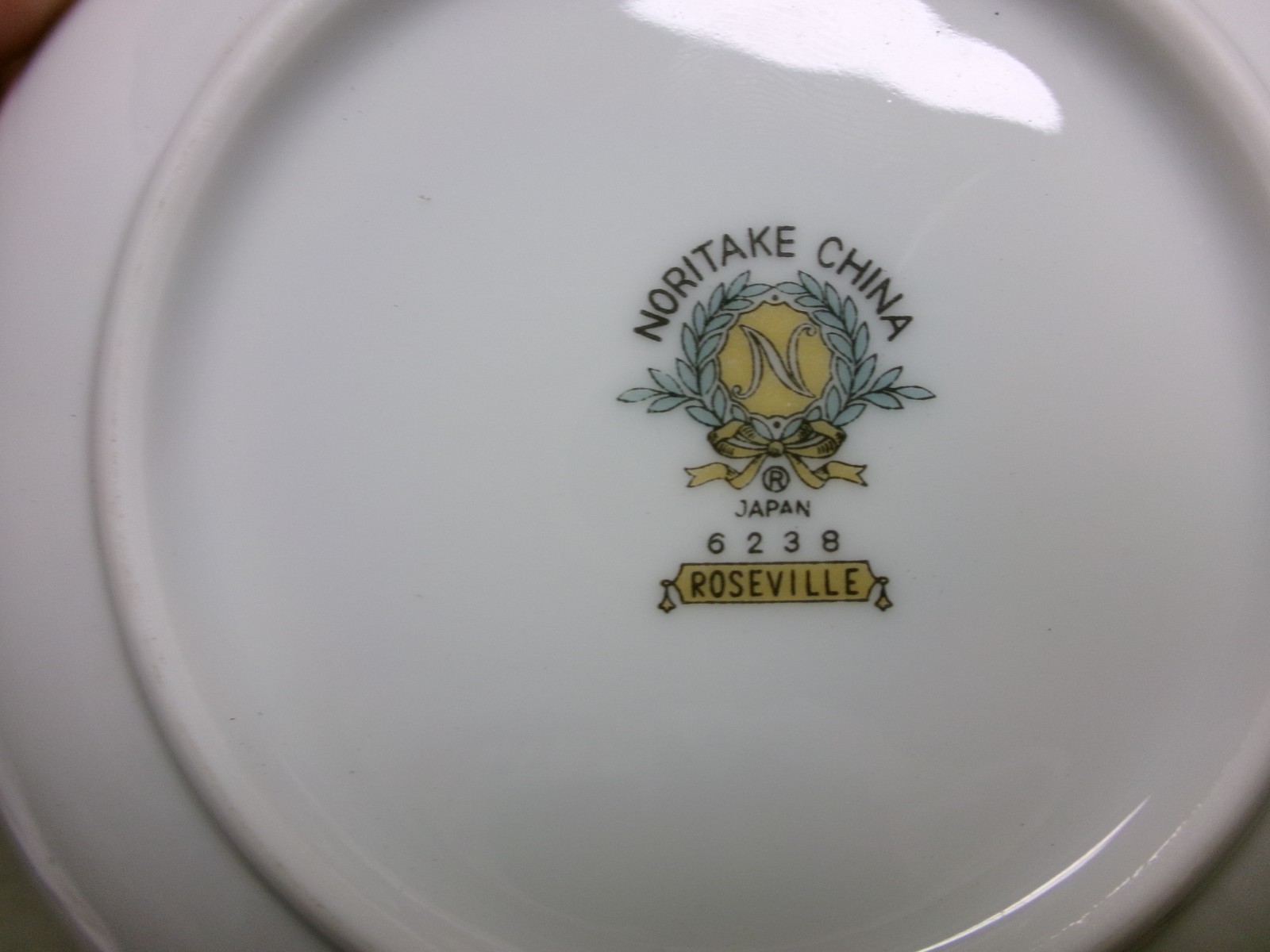 Noritake 6238 Roseville Set of 11 Berry Dessert Bowls 5-1/2″