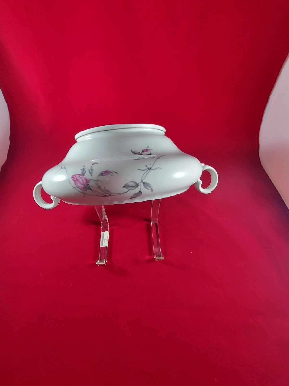 BOHEMIAN FINE CHINA “THERESA” 11 1/2″ ROUND VEGETABLE BOWL WITHOUT LID.
