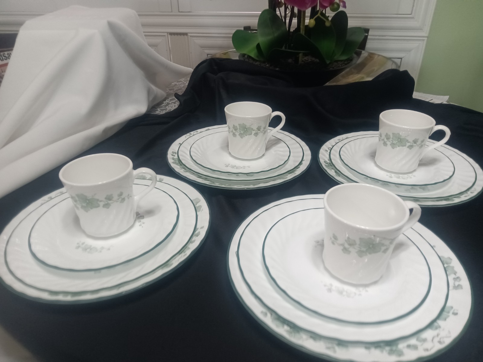 16 Pieces Corelle “Calloway”design-Plates, Luncheon Plates, Dessert Plates, Cups