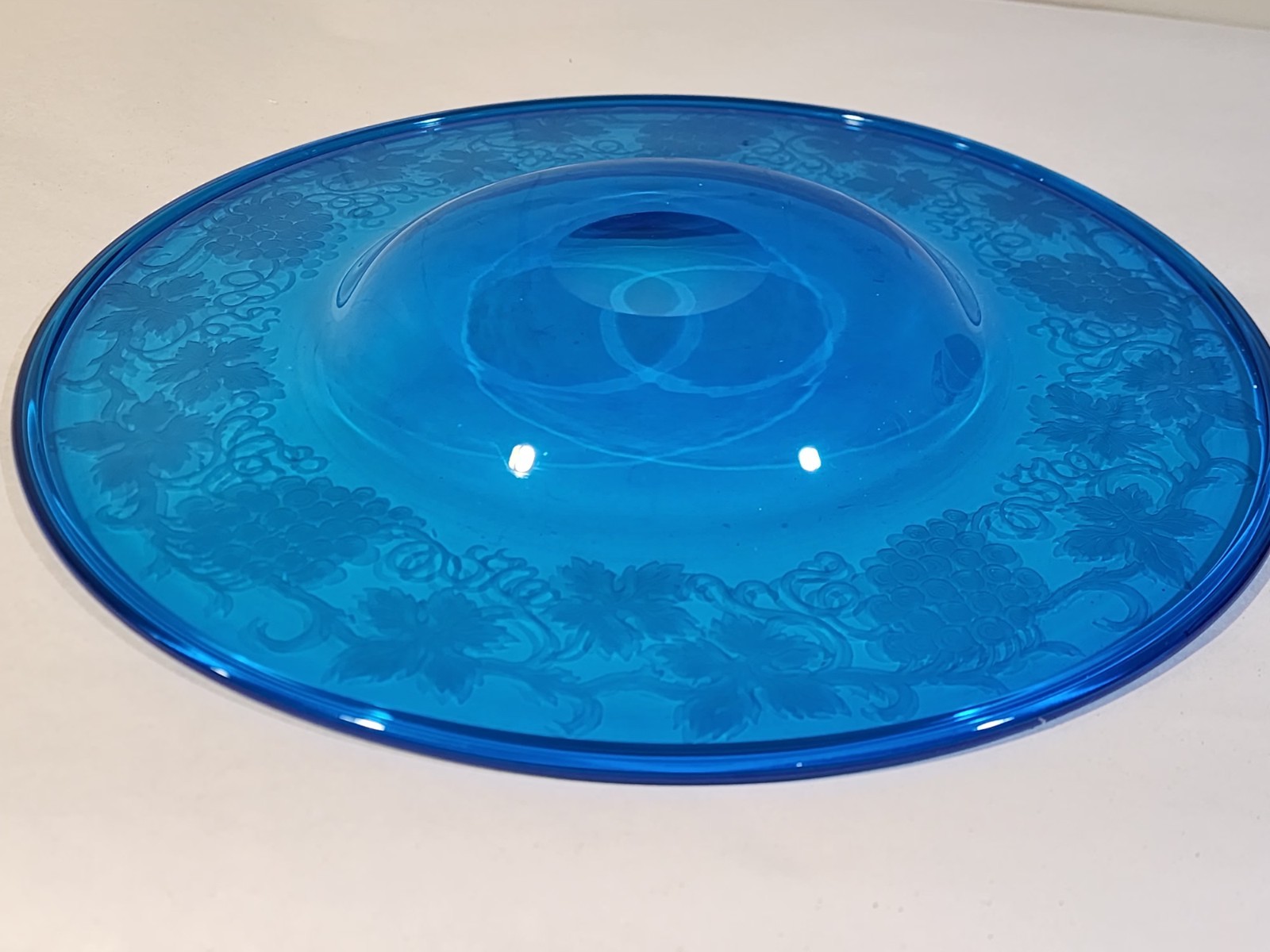 Sinclaire Steuben Engraved CELESTE BLUE 16″ Glass Plate Possible Shape 2906