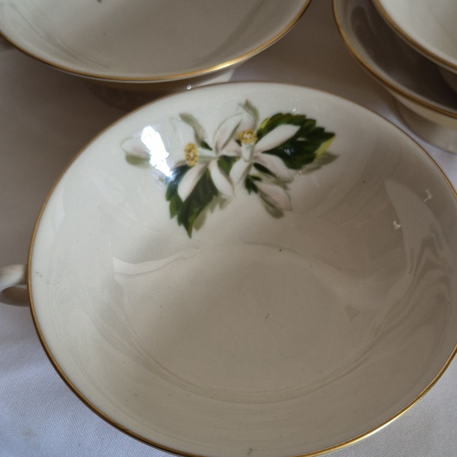 Fine Arts China Floral Soup Bowls Set of 4 White Yellow Porcelain 6 in