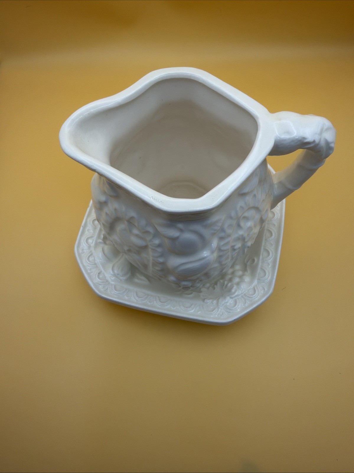 Small 1 Cup creamer Pitcher With Saucer 1950’s Made In Japan Vintage Grapes