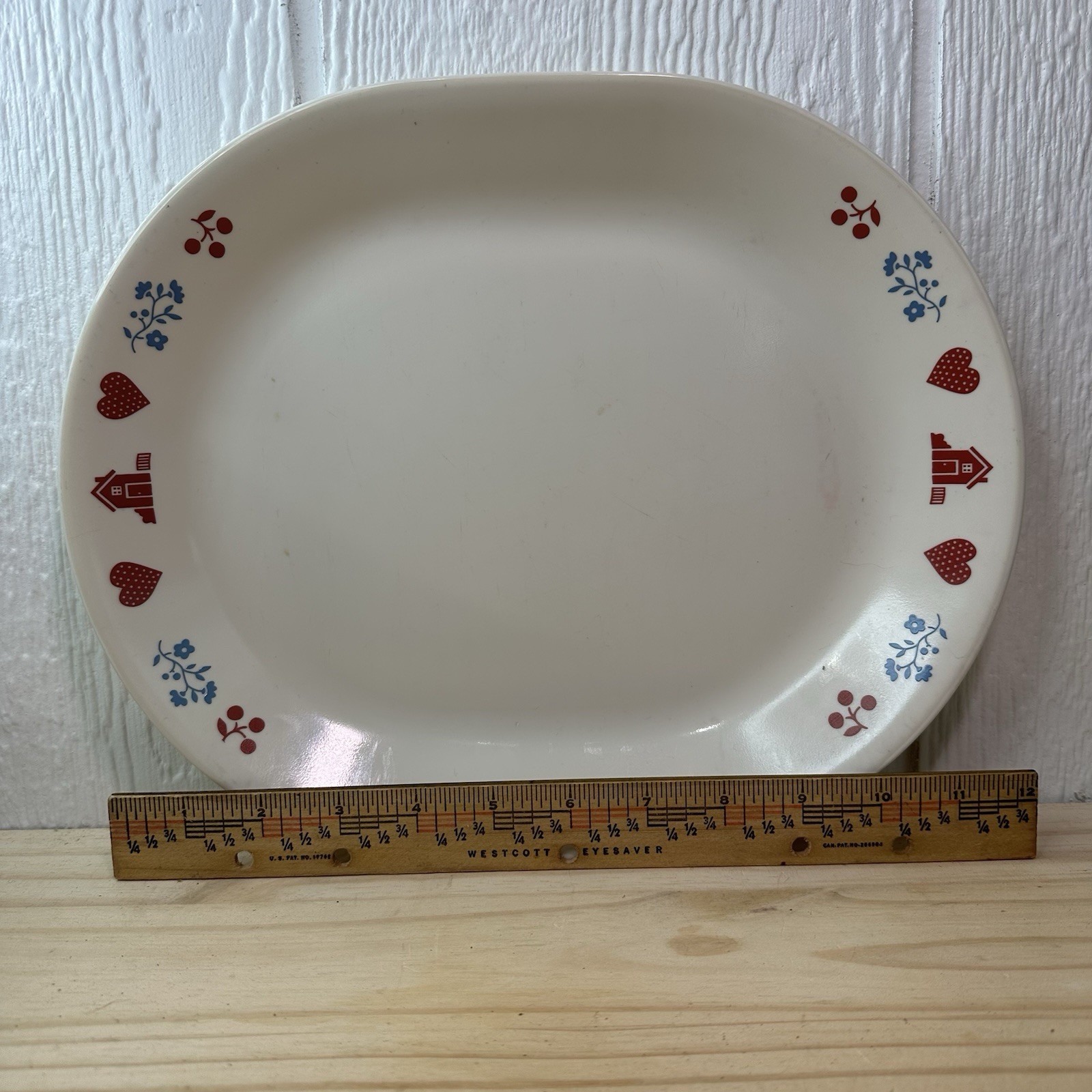 Corelle Hometown 12-1/4″ Oval Serving Platter Barn Hearts