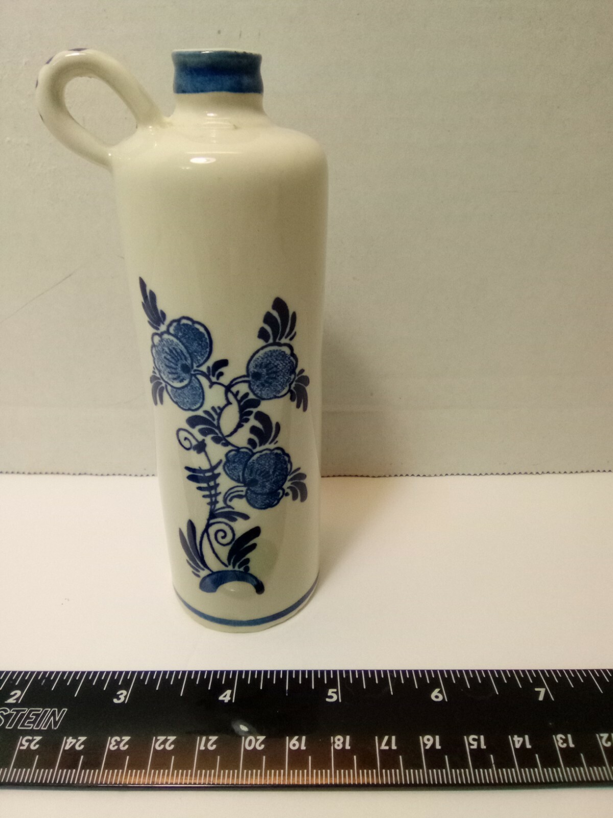 Vintage 5 1/2 inches tall Holland America Line Delfts Blue Mini Jug Bottle Vase