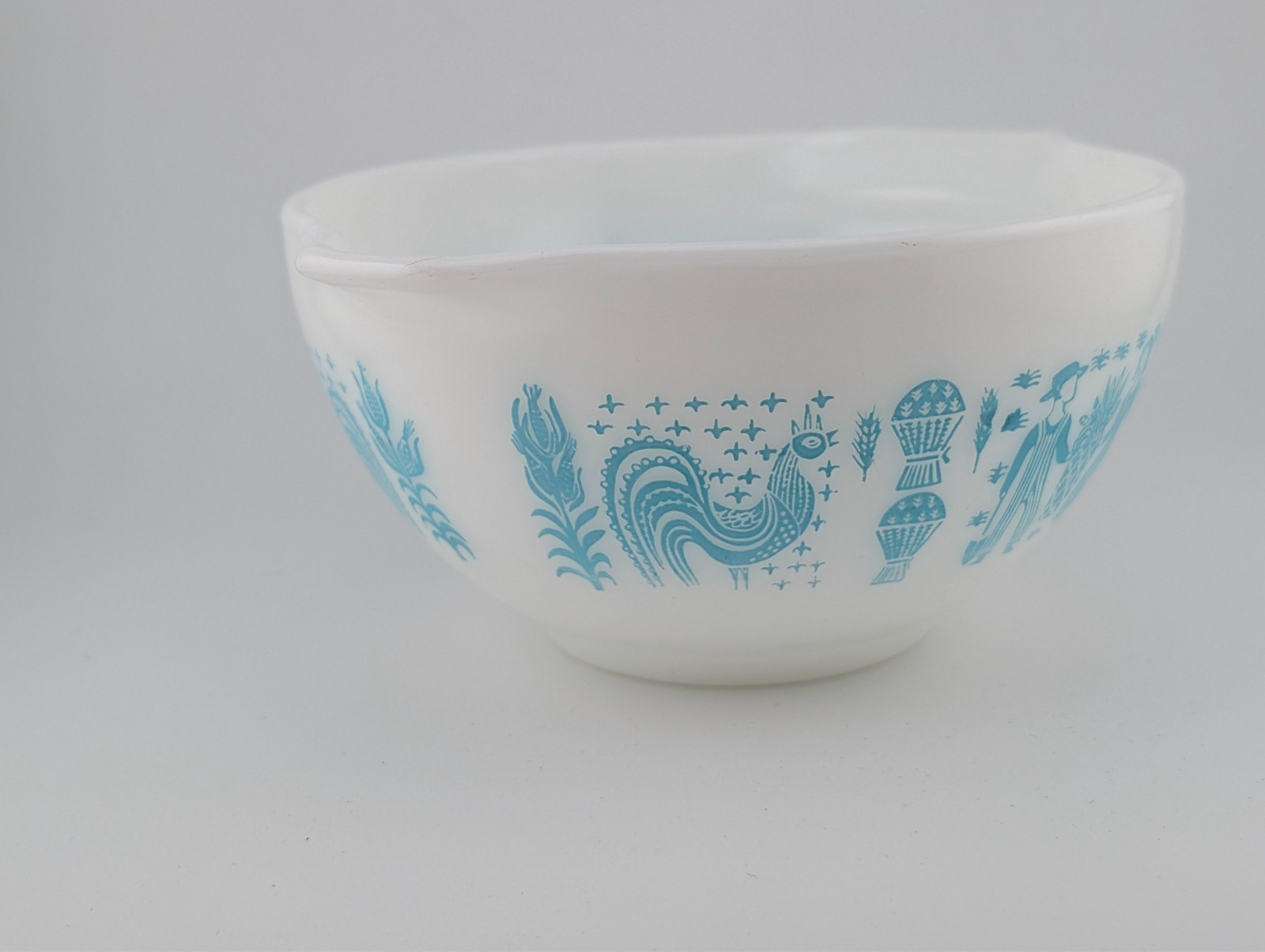 Vintage PYREX Amish Butterprint Turquoise Milk Glass Cinderella Bowl 441 1 1/2 P