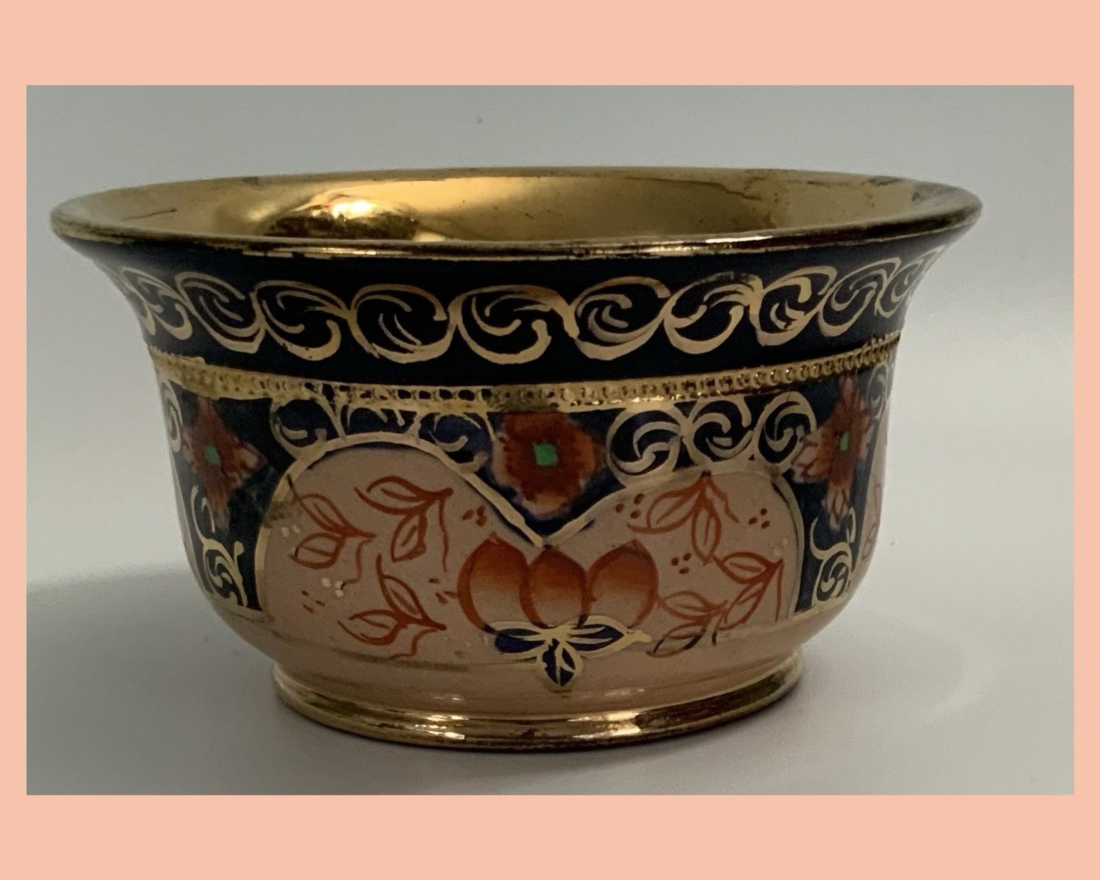 Vtg Copper Lusterware Bowl – 5” x 2¾” – Peach/Gold/Dark Blue/Rust Floral