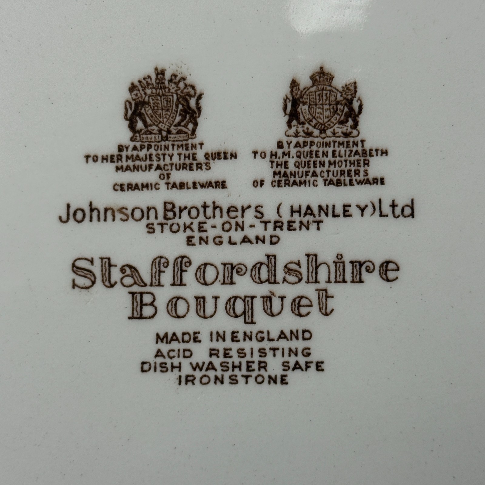 Johnson Brothers Staffordshire Bouquet 14″ Oval Serving Platter England Floral