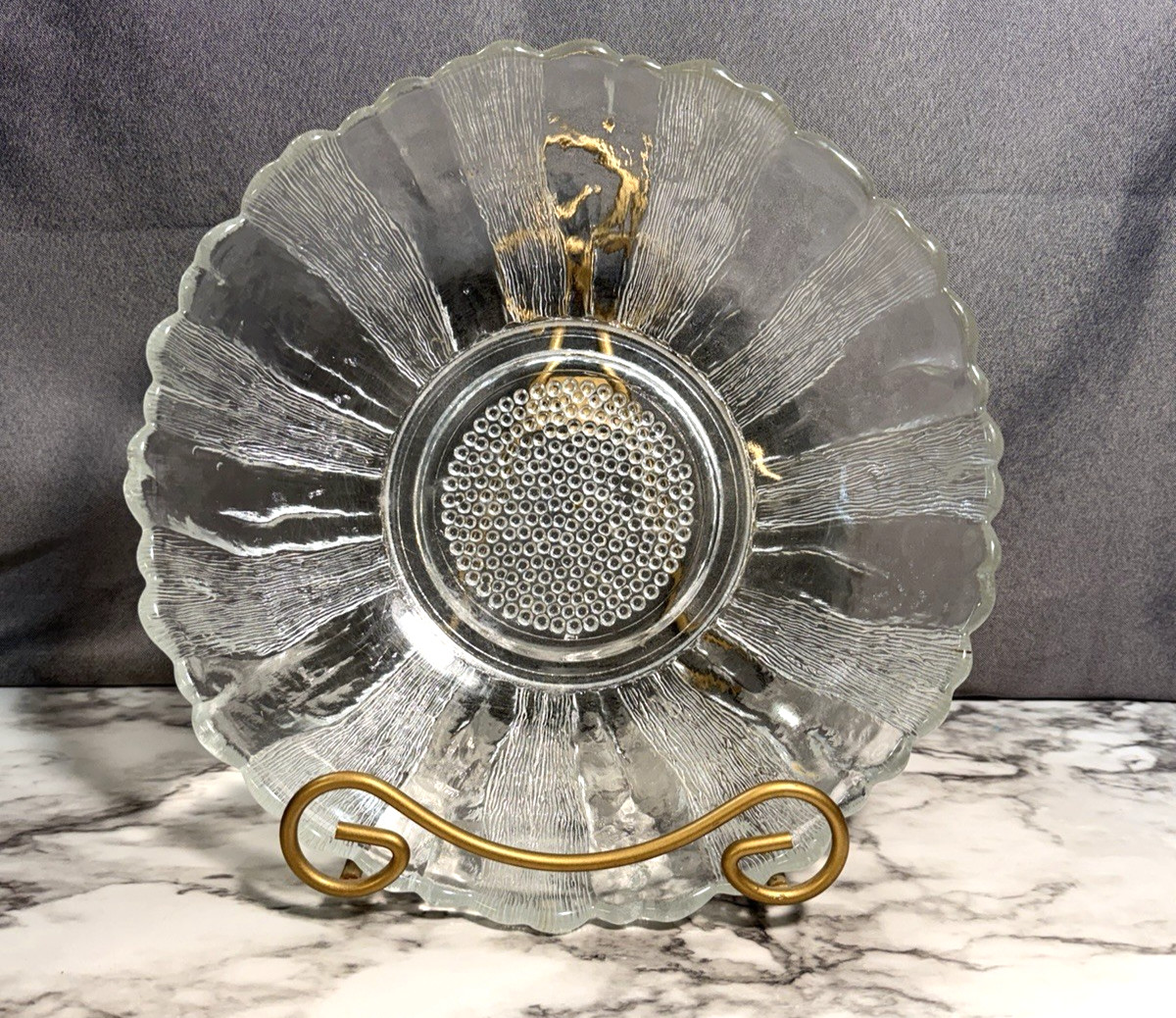 SUNFLOWER/PETAL BOWL 10″ x 3″ ANCHOR HOCKING COUNTRY ESTATE PATTERN (2602)