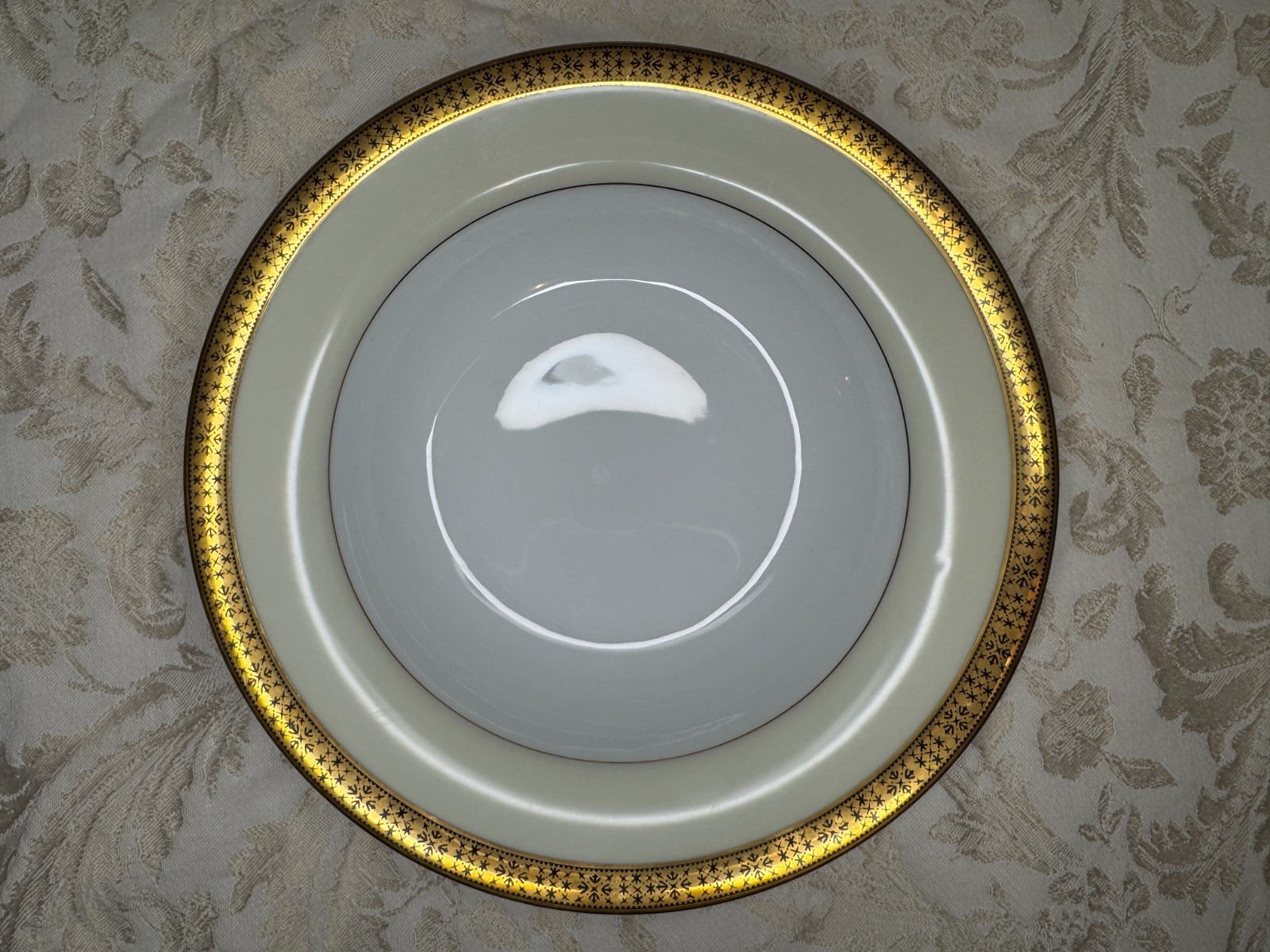 2 Rare Noritake Dinnerware Soup Bowls Gold Trim 7.75″ Bowls China 5485
