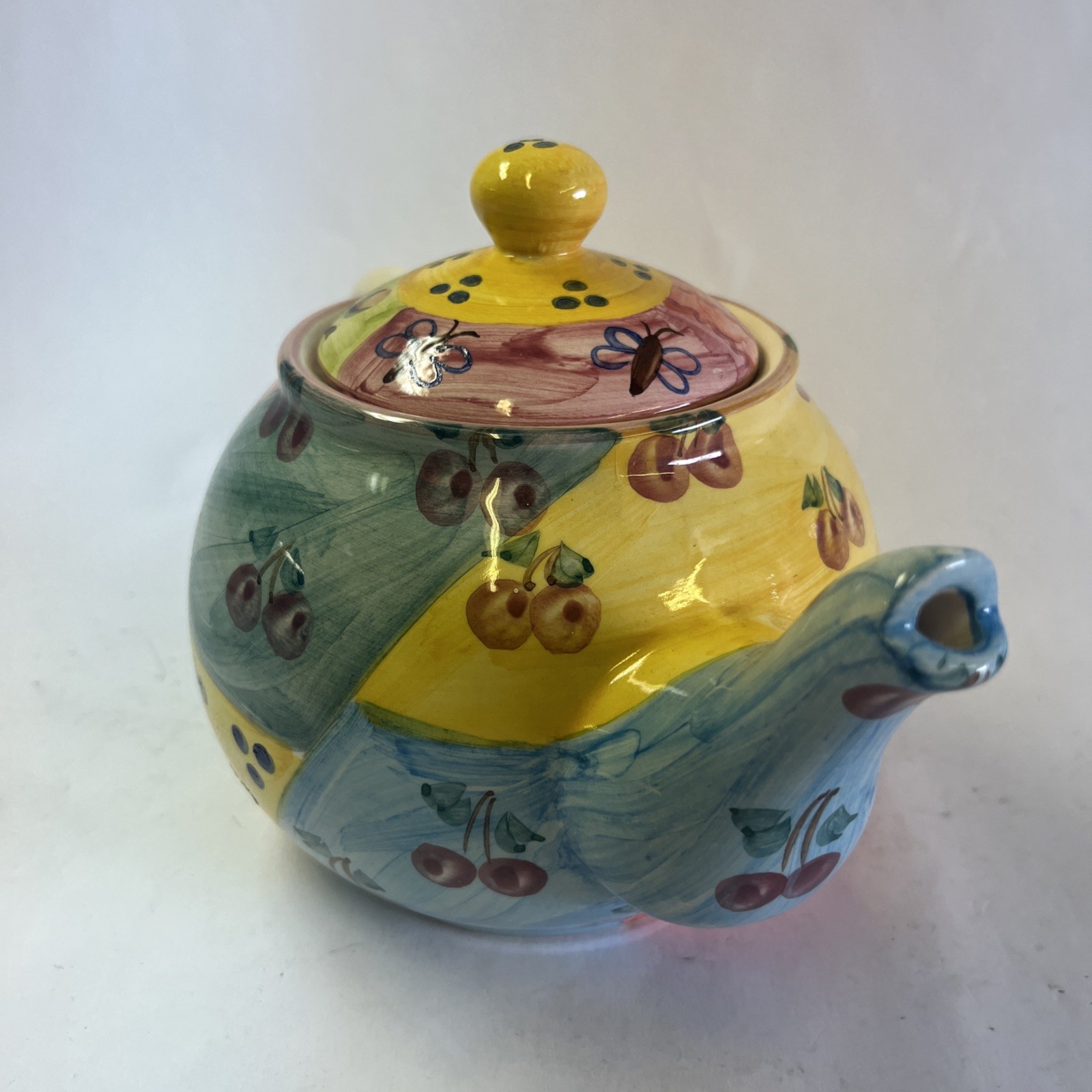 Favanol Portugal Ceramic Bees And Berries Teapot Handpainted Approx 9.5″ by 6″
