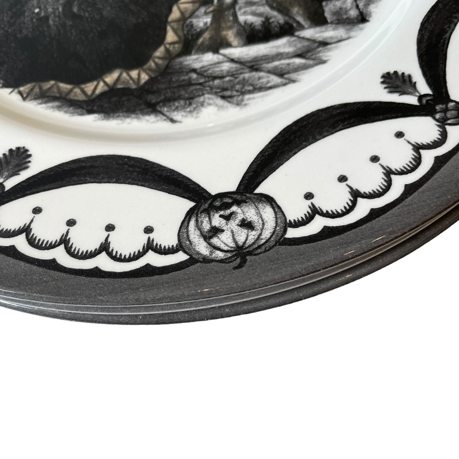 Royal Stafford Halloween Wicked Witch Salad Plates 8.5in Porcelain Set of 2 New