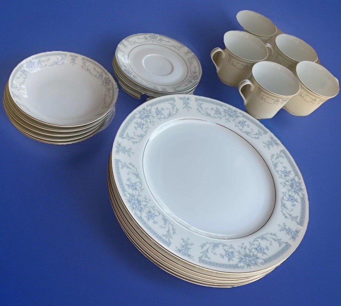 Vintage 19 Piece Set Sheffield Blue Whisper China-Most New