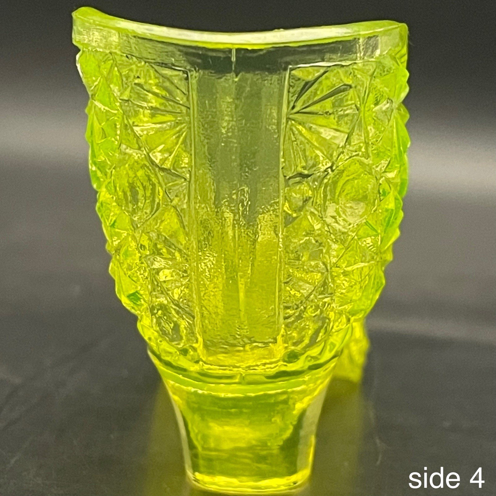 Boyd’s Uranium Glass Daisy & Button w/Bow Shoe Salt Cellar 1993-98 Made in USA