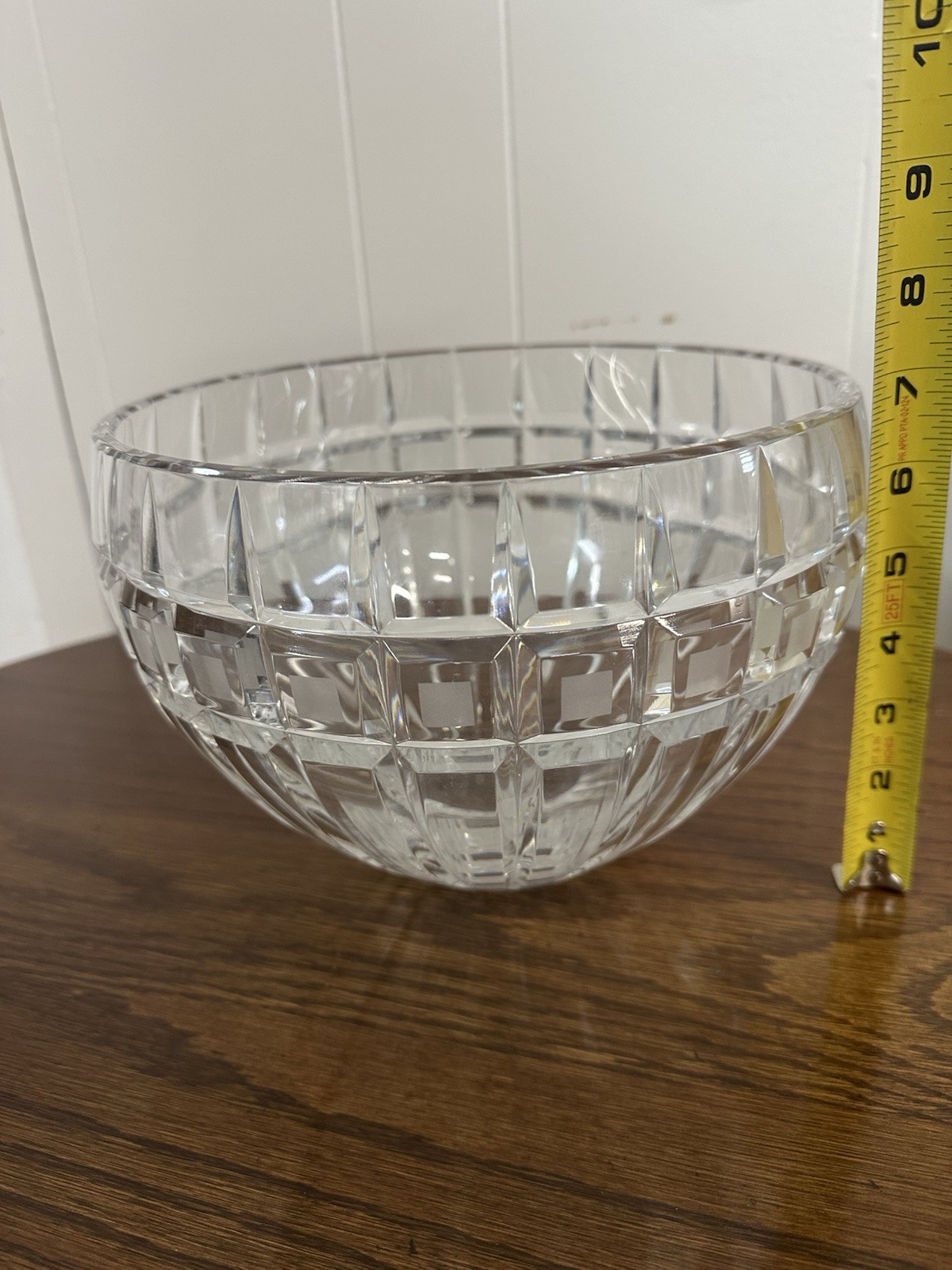 Waterford Marquis Quadrata Pattern Crystal Bowl. VS-3
