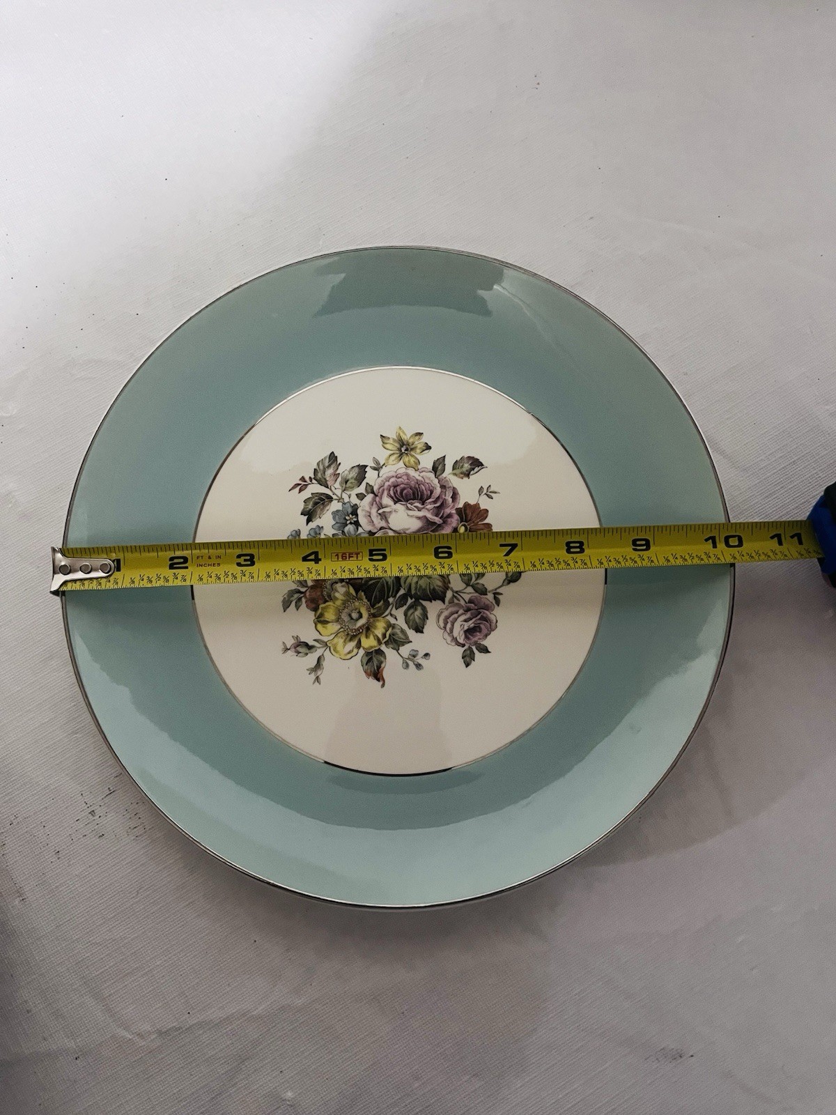 Cunningham & Pickett DANUBE Dinner Plate SET of 8 FLORAL Hand Painted 10.25″