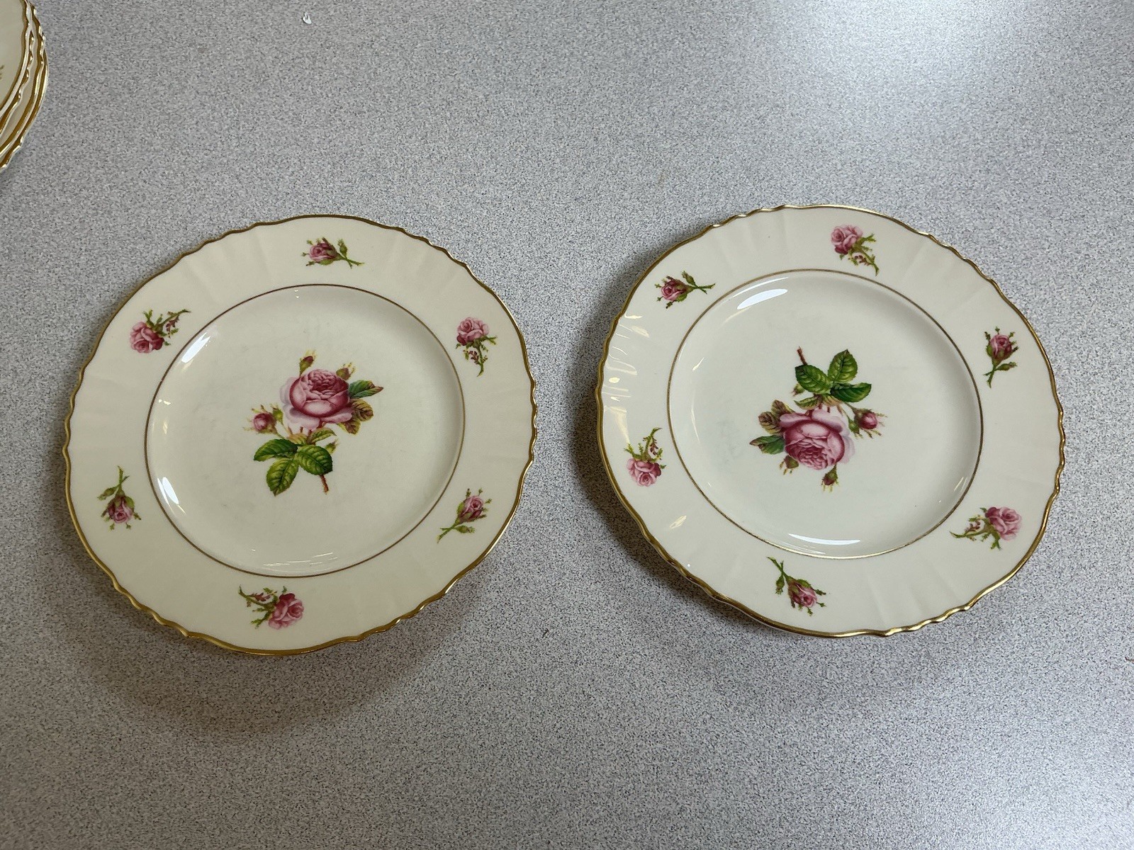 Syracuse China Victoria Set Of 8 Scalloped Bread Plates 6 1/2” Pink Rose Gold