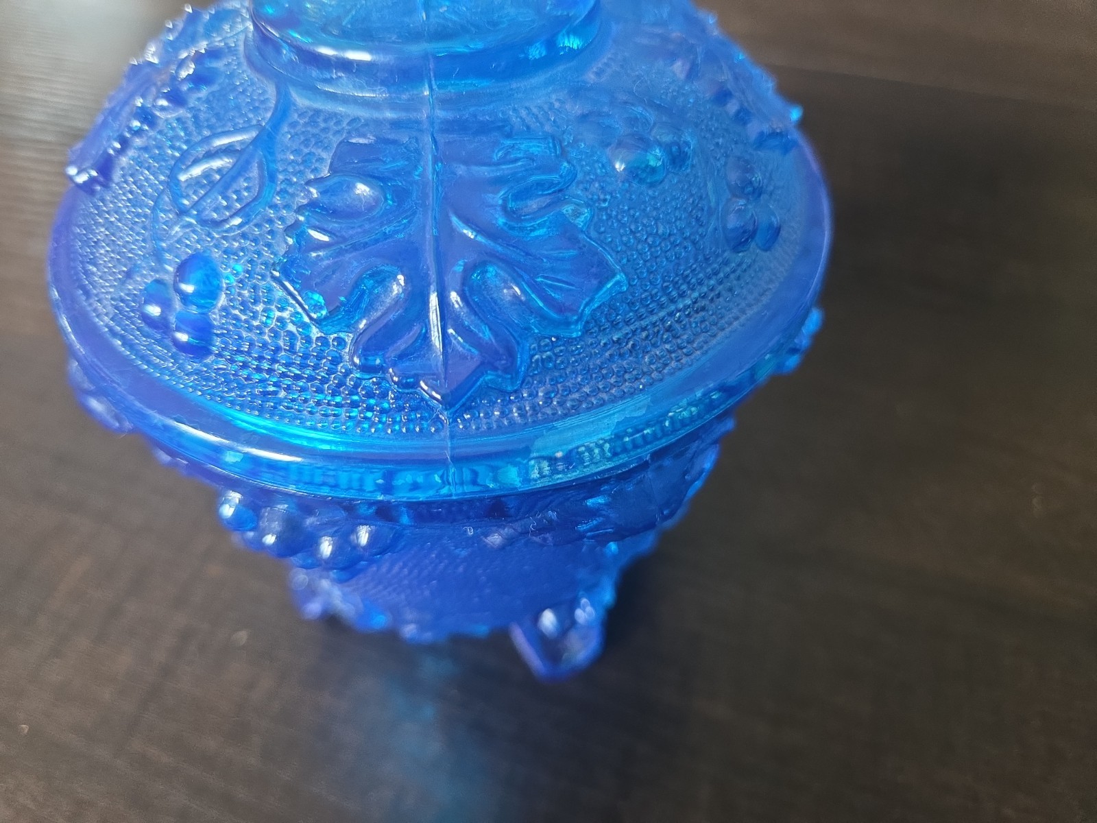 VTG 1950s Jeanette Glass Footed Covered Cobalt Blue Candy Dish Grape Leaf