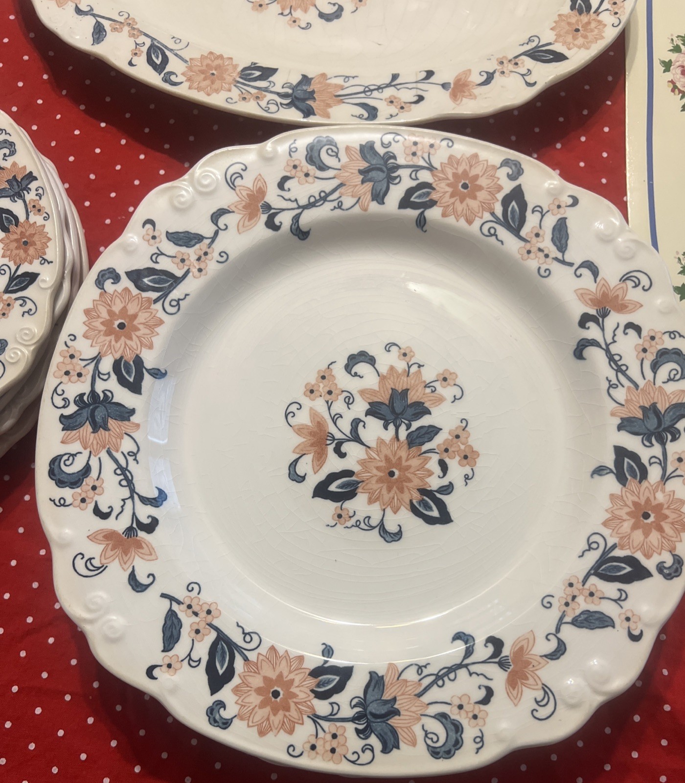 Vintage Nikko Japan Ironstone “Blue vineyard” Peach And Navy Floral Dinner 15 Pc