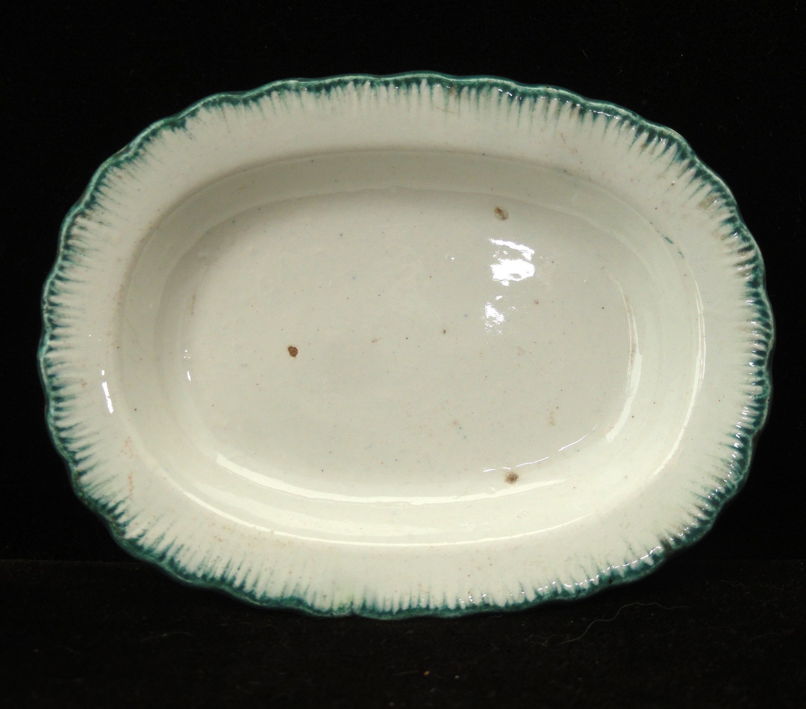 Green Feather Edge Shell Edged Pearlware Toy Platter Davenport c 1825