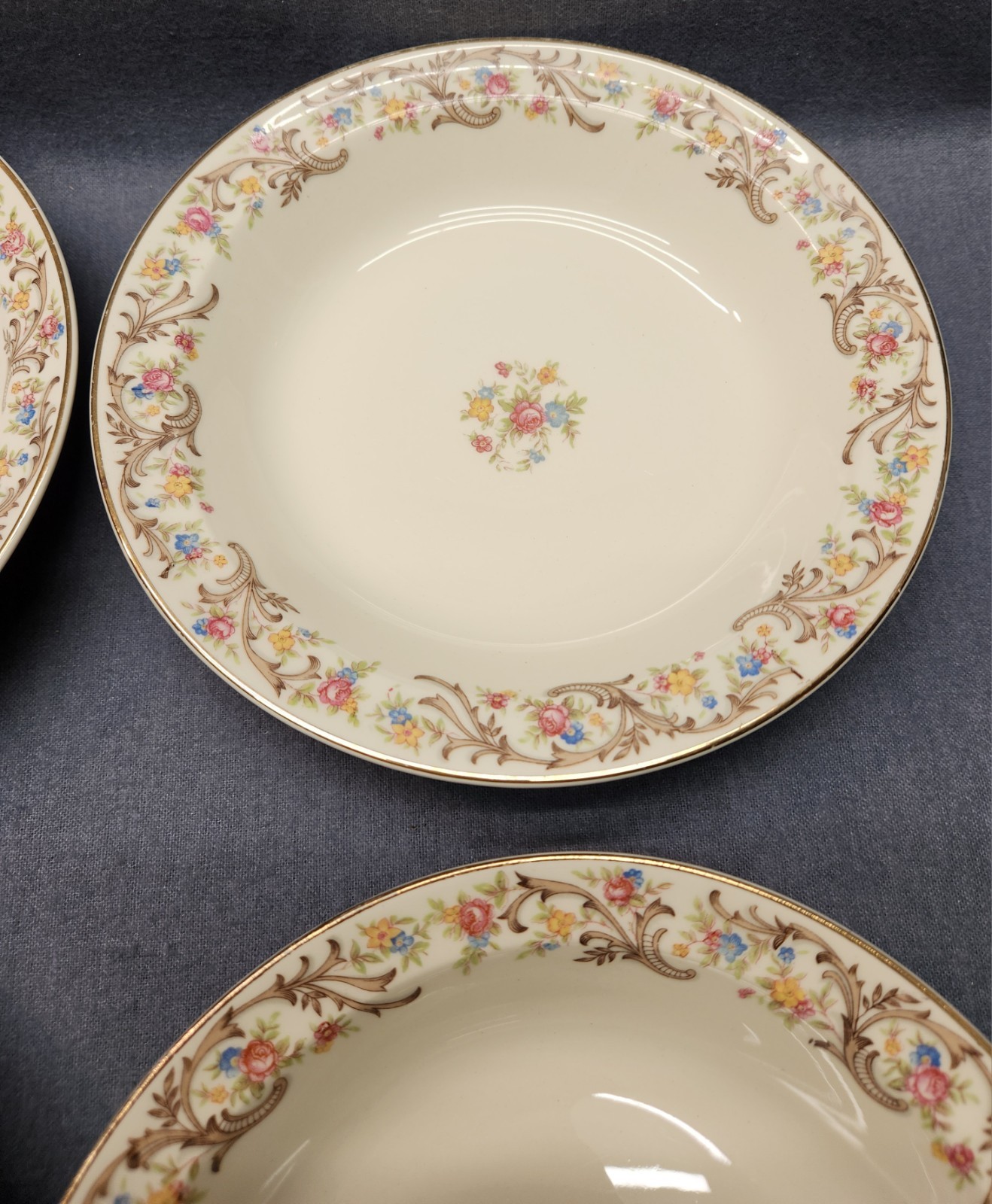 4 Vintage Taylor Smith Taylor SOUP BOWL 7.75″ TS&T 1631 Scroll Rose Floral Gold
