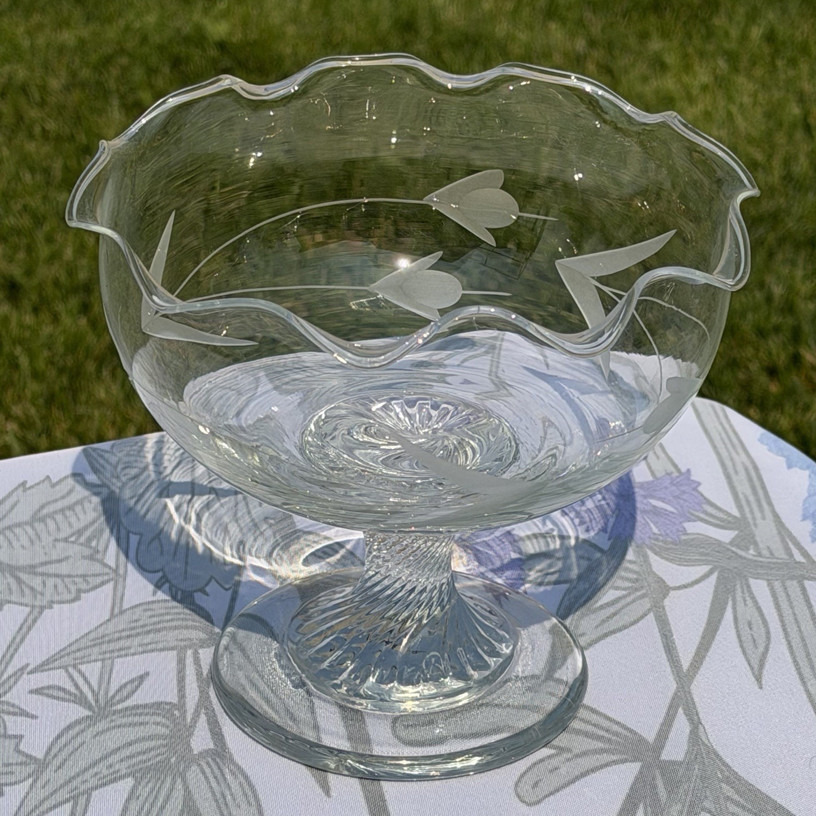 Vintage Glass Footed Pedestal Candy Dish Fruit Bowl Etched Floral Design 5 Inch
