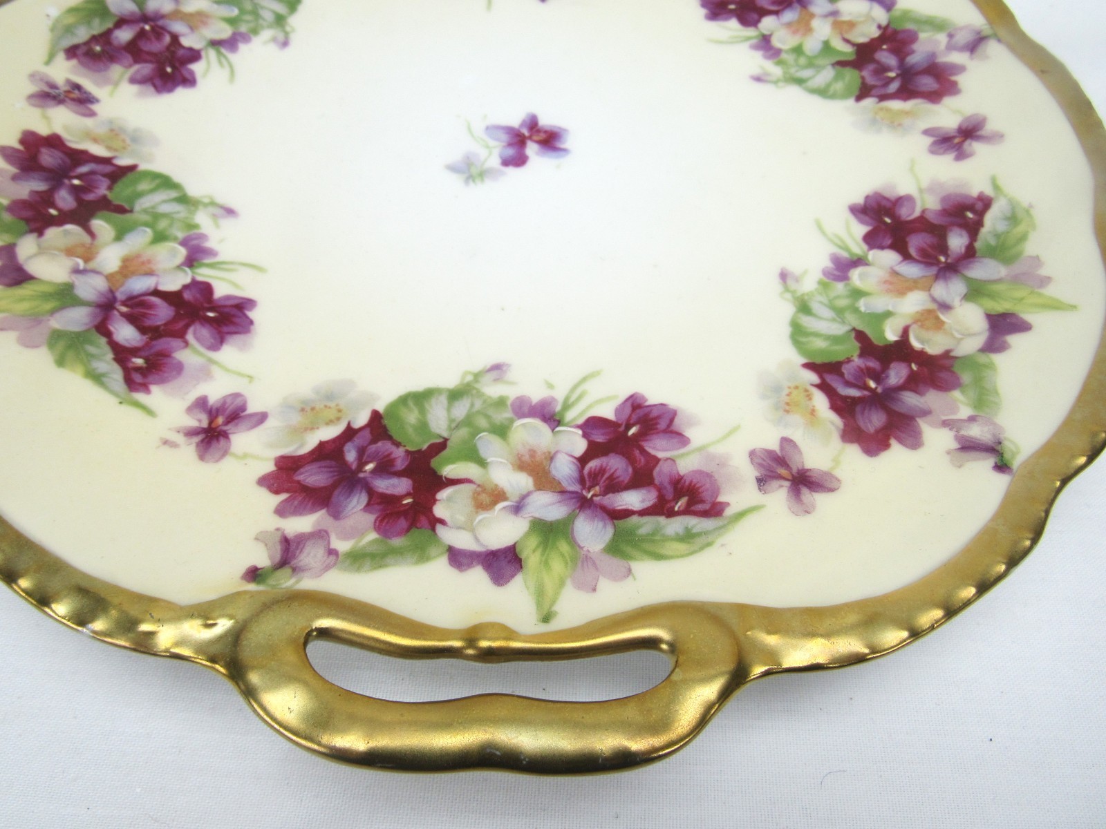 Vtg Prussia Beyer & Bock Purple Violets cak Plate 10.25“ antique gold trim