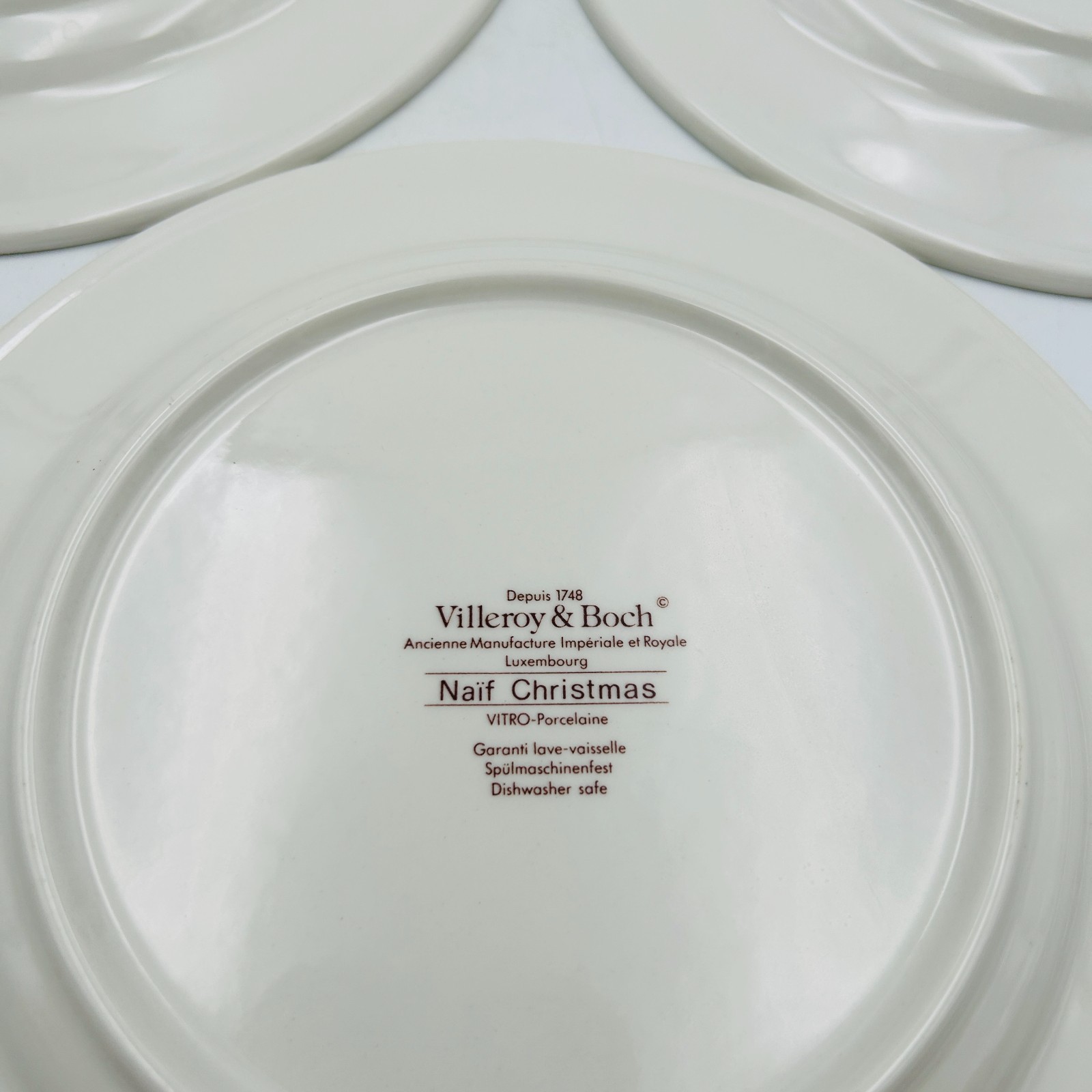 Villeroy & Boch Naif Christmas Set Of 3 Salad Plates 8 inch Excellent Condition