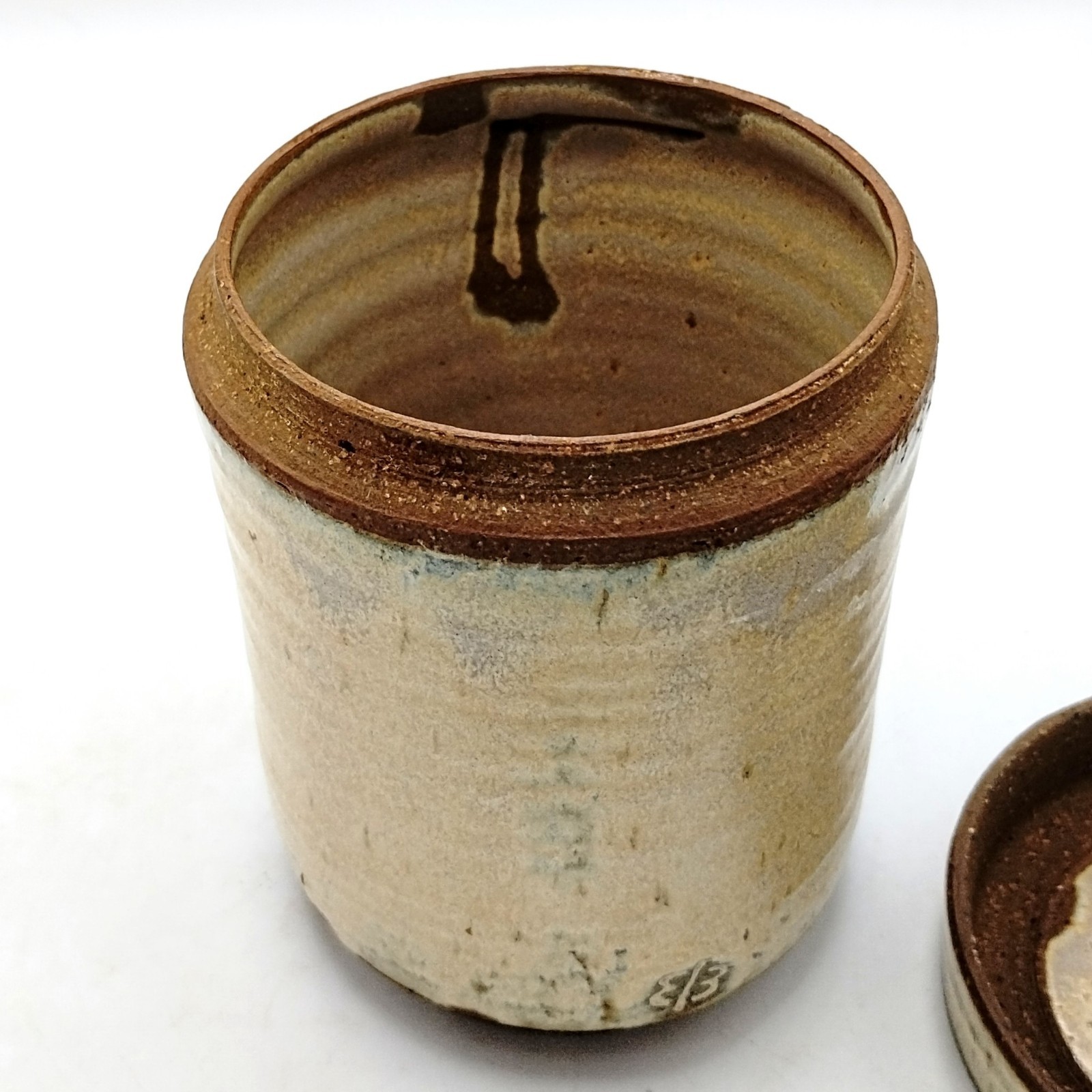 Vintage Studio Pottery Lidded Stoneware Jar Crock Canister Cream 5″ Signed