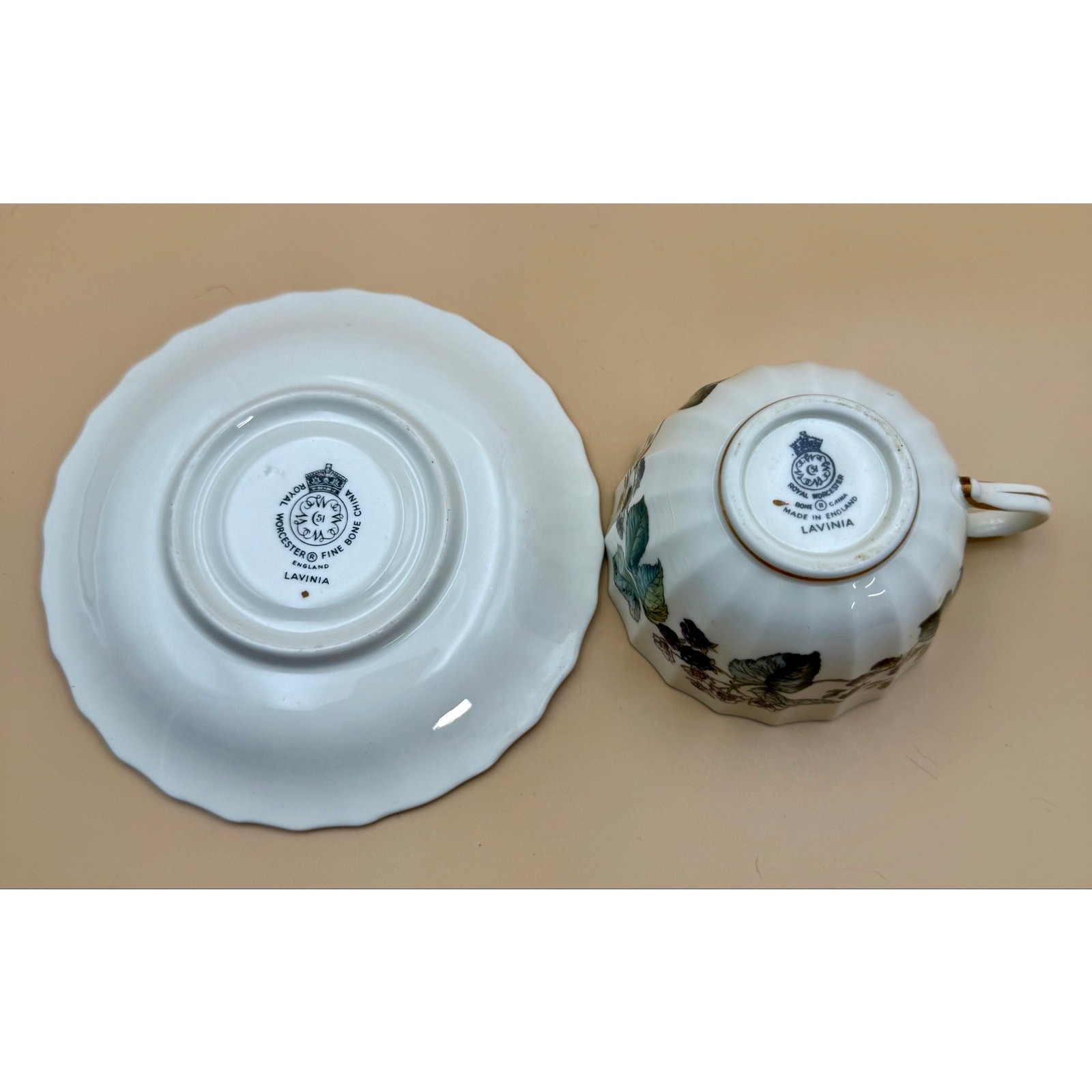Royal Worcester Lavinia Tea Cup & Saucer Fine Bone China England Blackberry