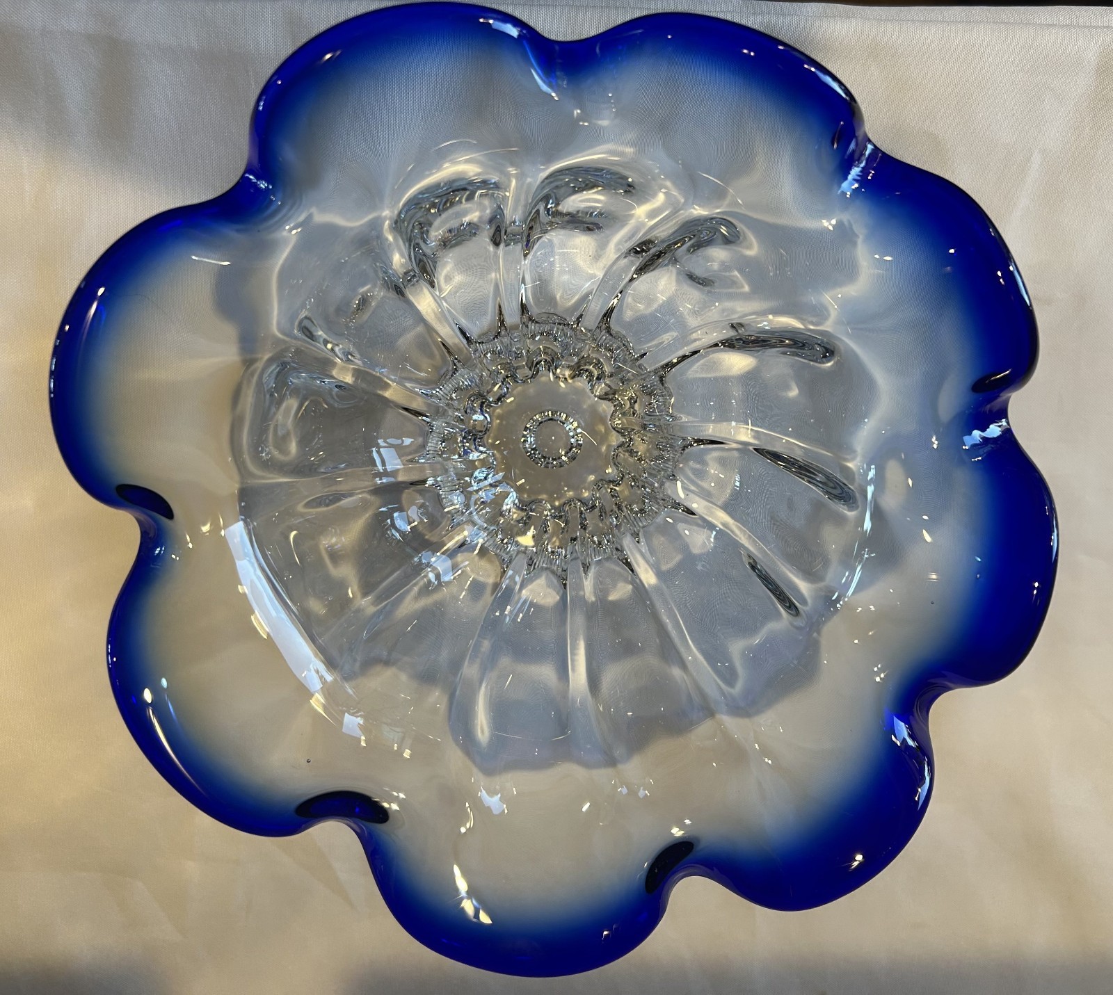 Shannon Crystal Designs of Ireland Clear/Cobalt Blue Crystal Ruffled Rim Bowl