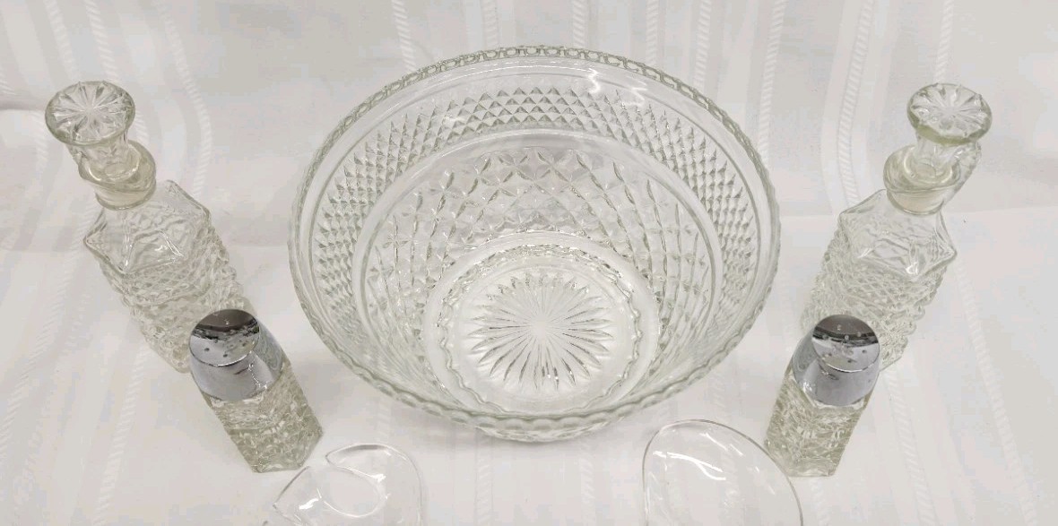 Vintage 1974 Anchor Hocking Wexford 9 Pc Salad Maker Set Glass Bowl Cruets MIB