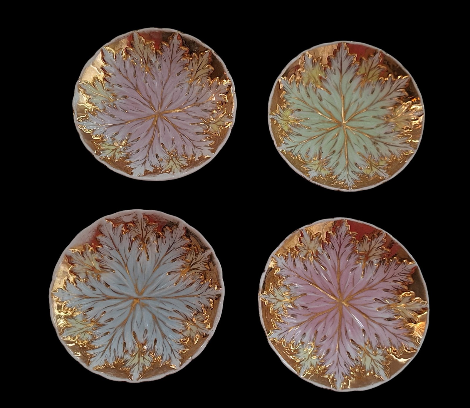 4 Antique Porcelain Shallow Bowls in Relief-Molded Leaf Design With Gold