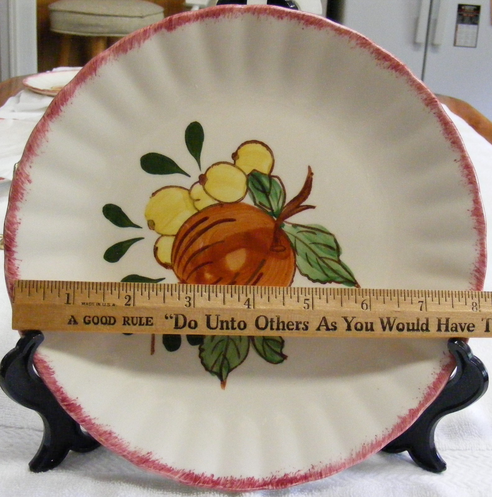 SOUTHERN POTTERIES/ BLUE RIDGE COUNTRY FAIR SALAD PLATE PLUM AND GRAPES