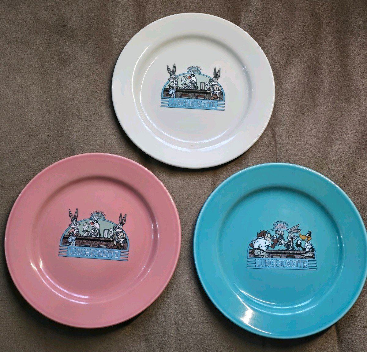 Set of 3 Looney Tunes Luncheonette Plates – 1994 – Warner Bros – Bugs Bunny Taz