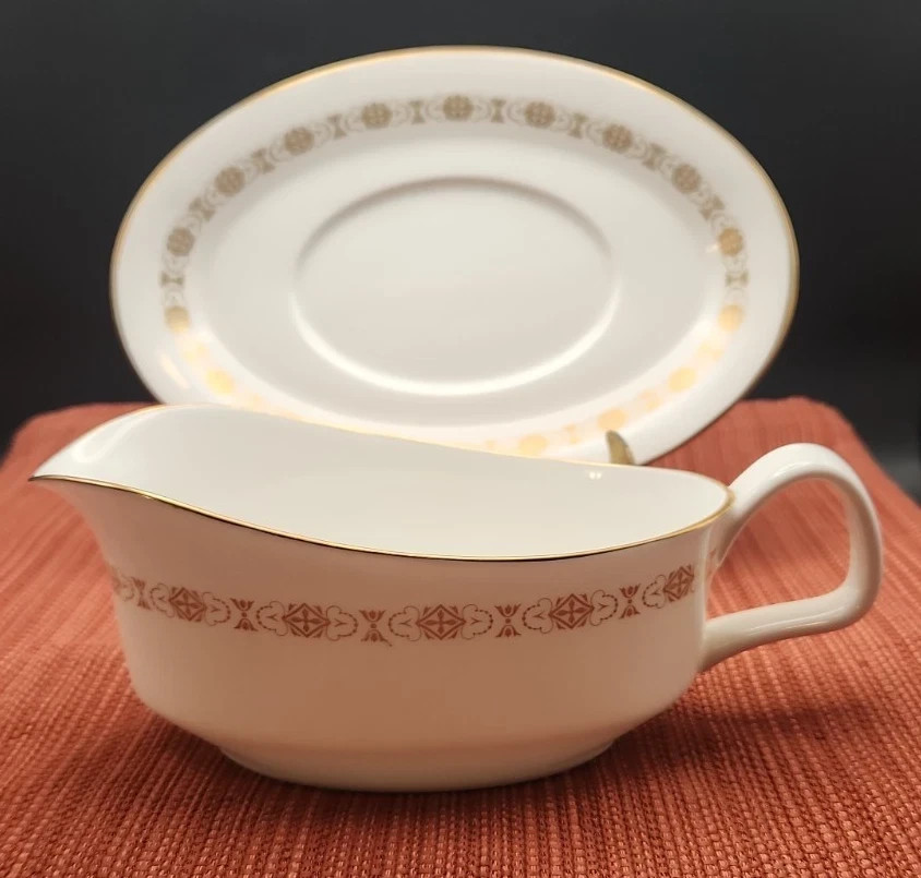VTG 1965 MCM Minton Dinnerware Golden Diadem H-5270 79 Pieces 12 Place Settings+