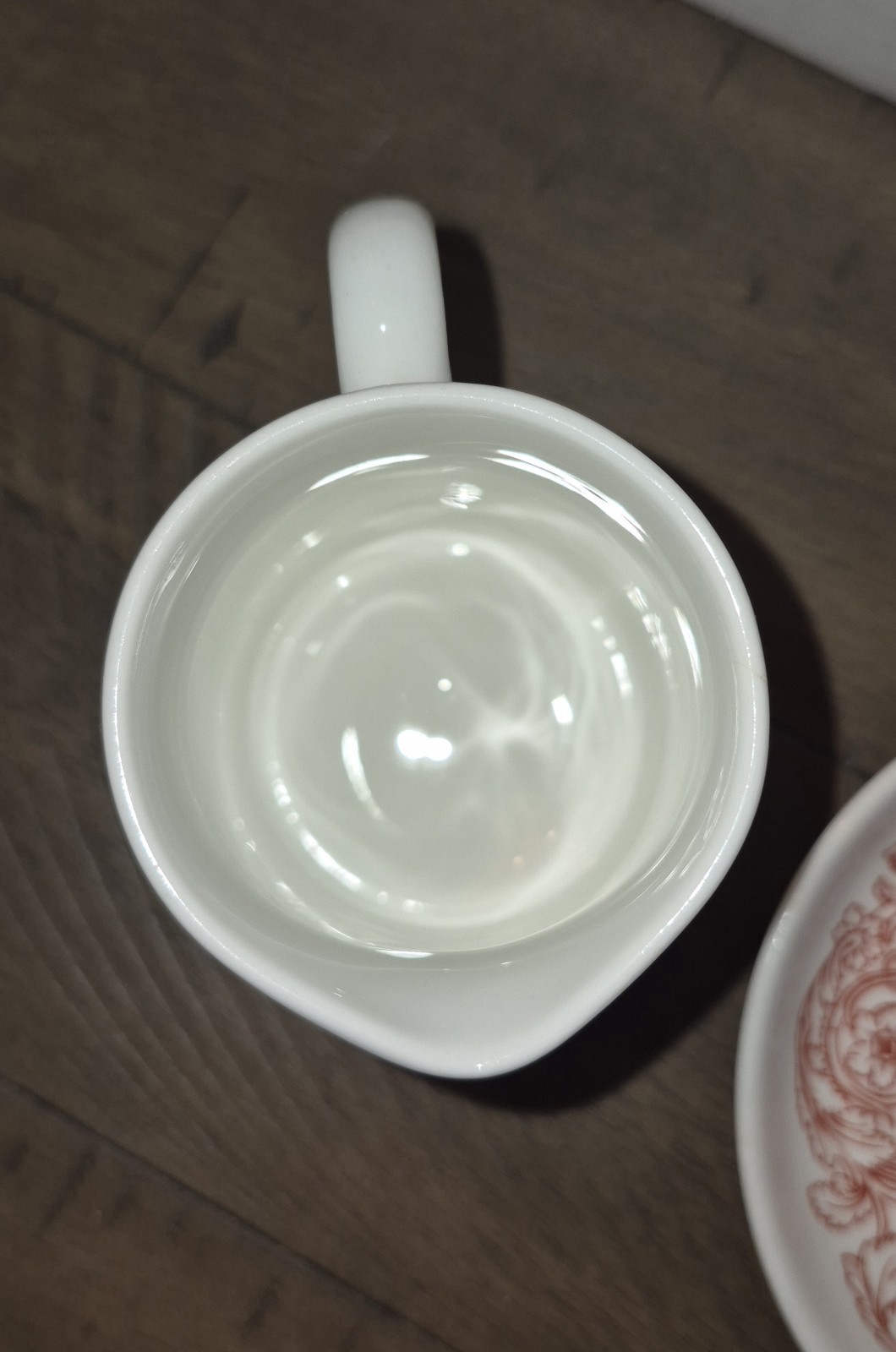 Wedgwood Metallized Bone China Creamer And Saucer England 4034 Rare Pattern
