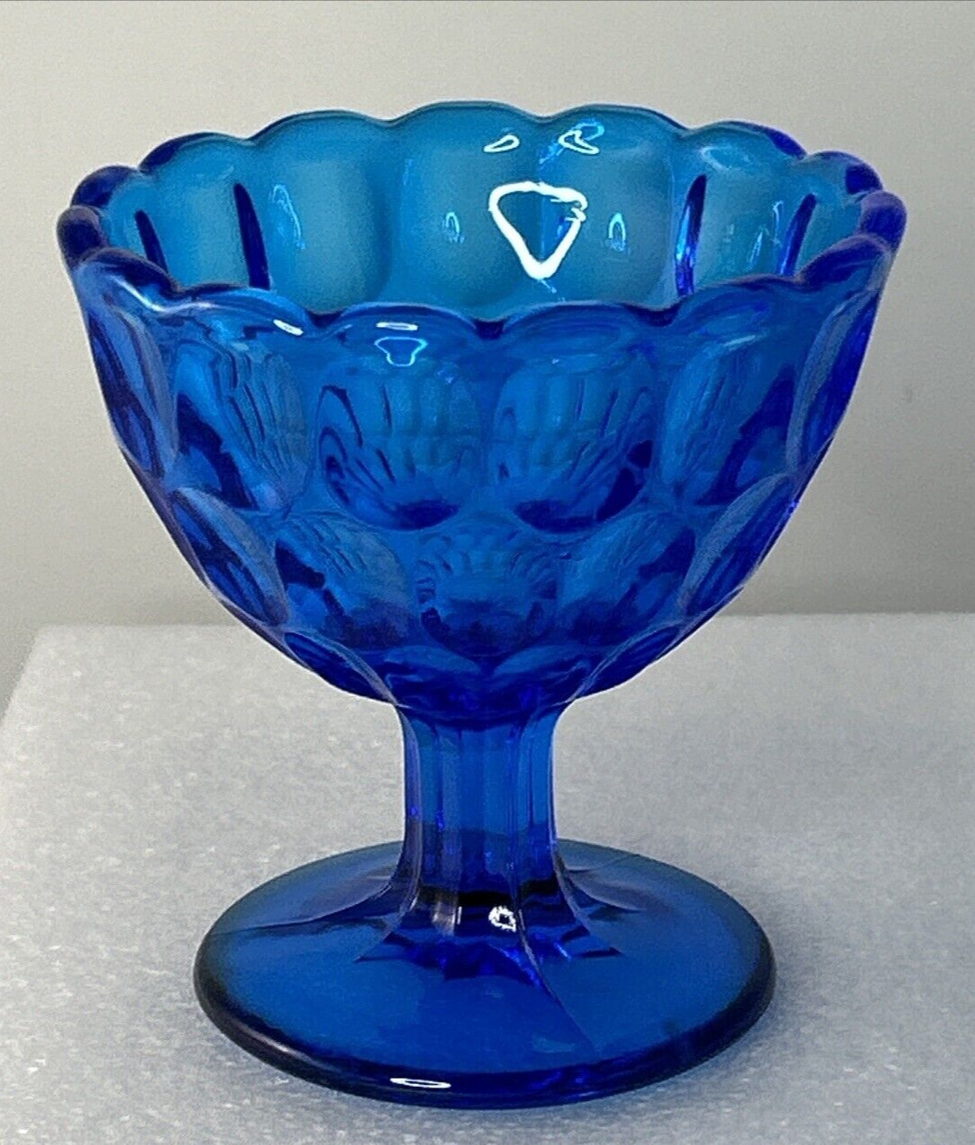 Colonial Blue Thumbprint Pattern Scalloped Edge Pedestal Dish, 4.5″ x 4.25″ VTG