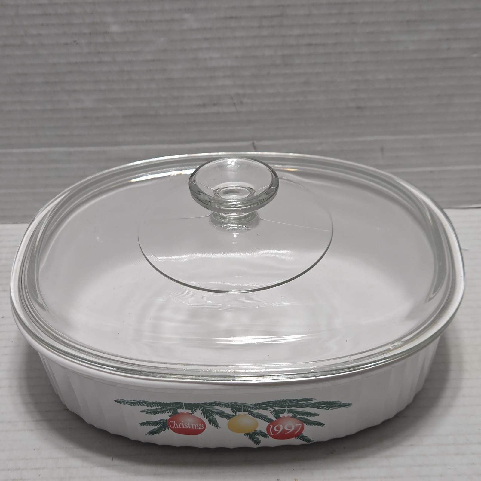 Vtg Corningware Christmas 1997 Oval Baking Dish F-12-B 1.8 L W/ Lid EUC HTF