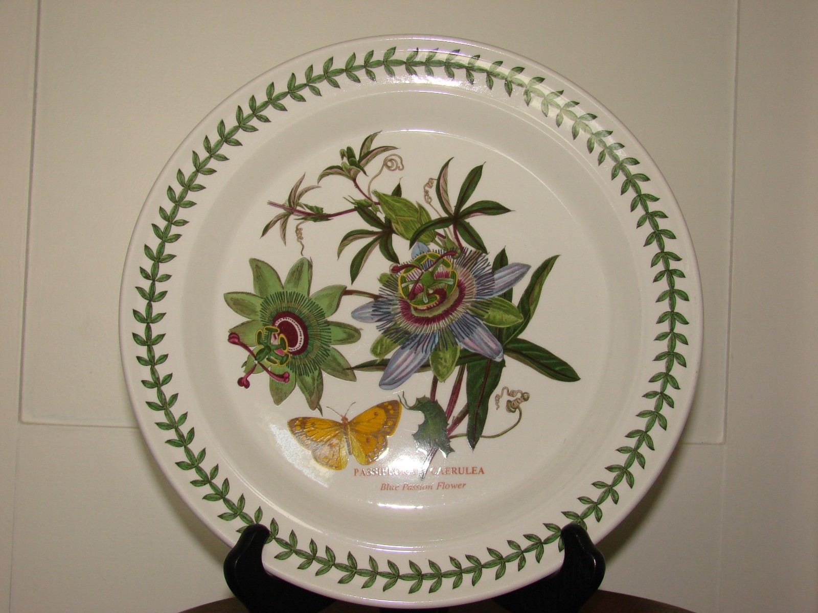 Portmeirion Botanic Garden Blue Passion Flower Passaflora Dinner Plate 10.5″