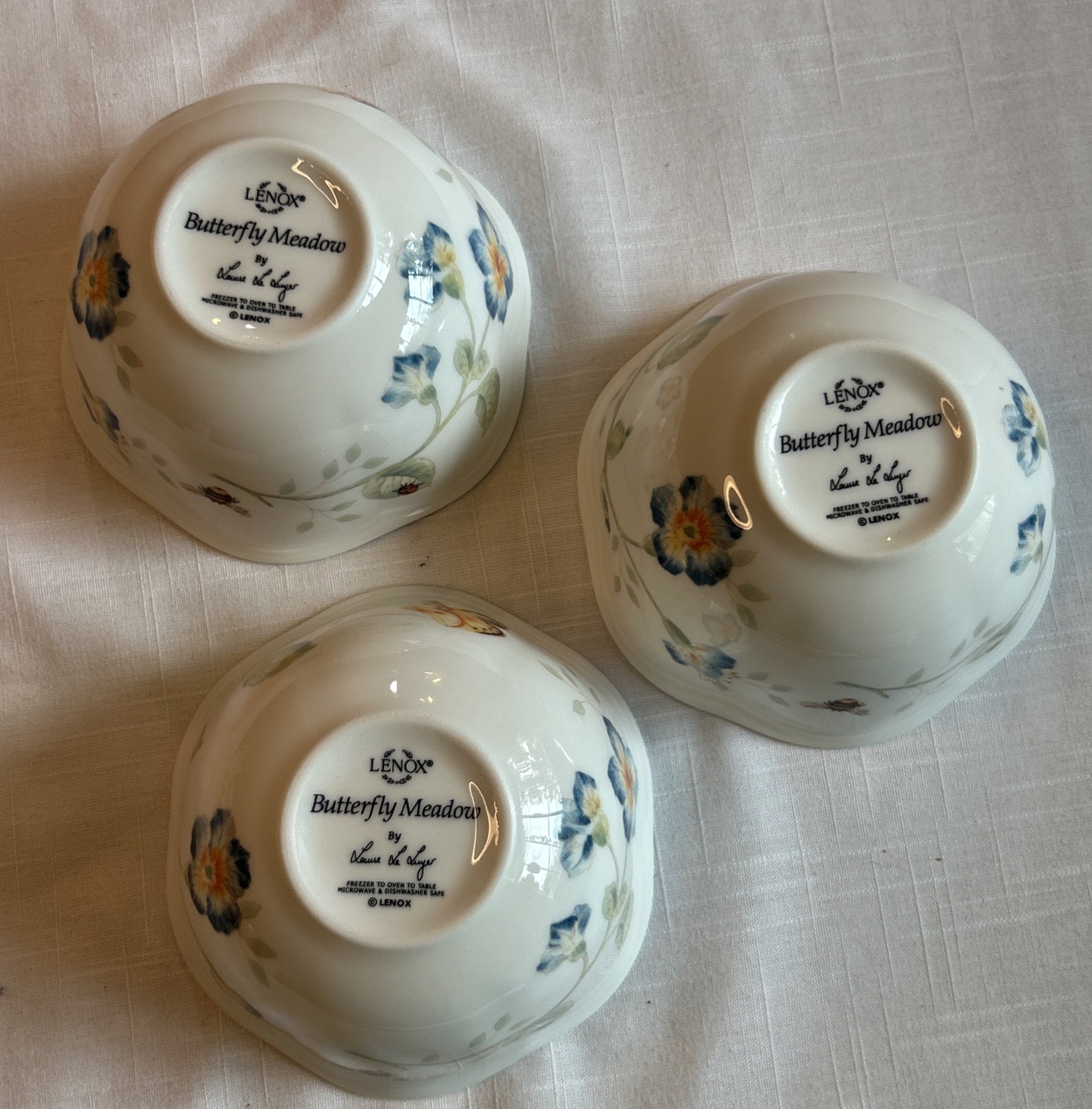 Set of (3) Lenox Butterfly Meadow 4 5/8″ Dessert Bowls Blue Flower – Great –