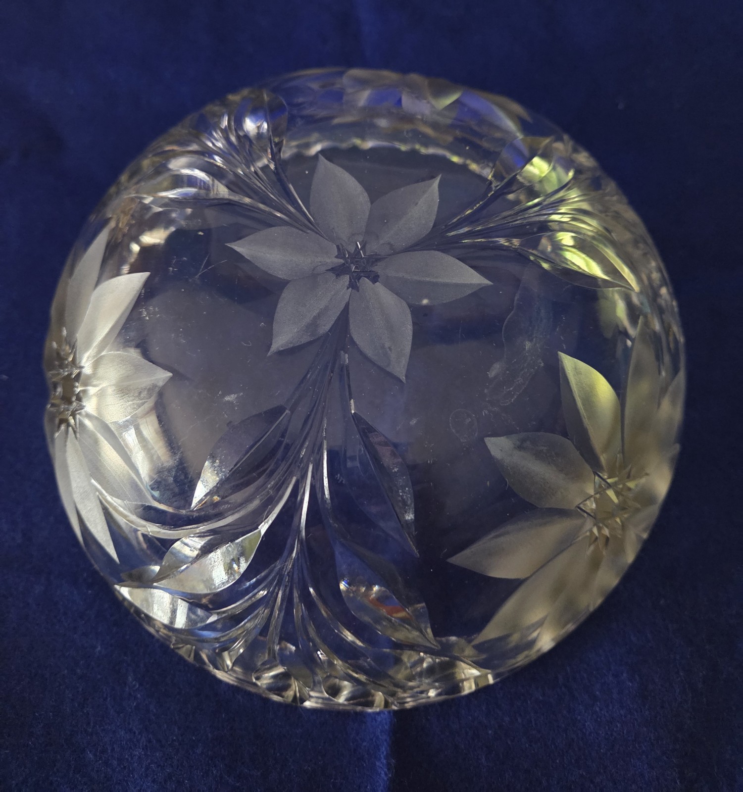 Vintage Lead Crystal Cut Floral Bowl 8″ Heavy 2.1 lb Scalloped Rim