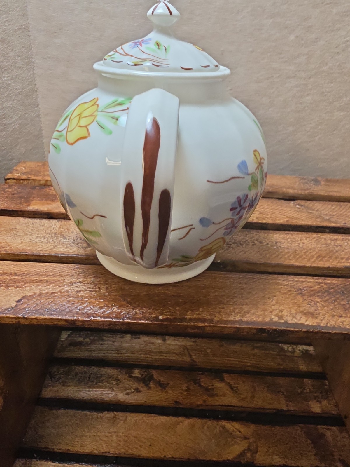 *Blue Ridge Southern Pottery Tea Pot. NES20