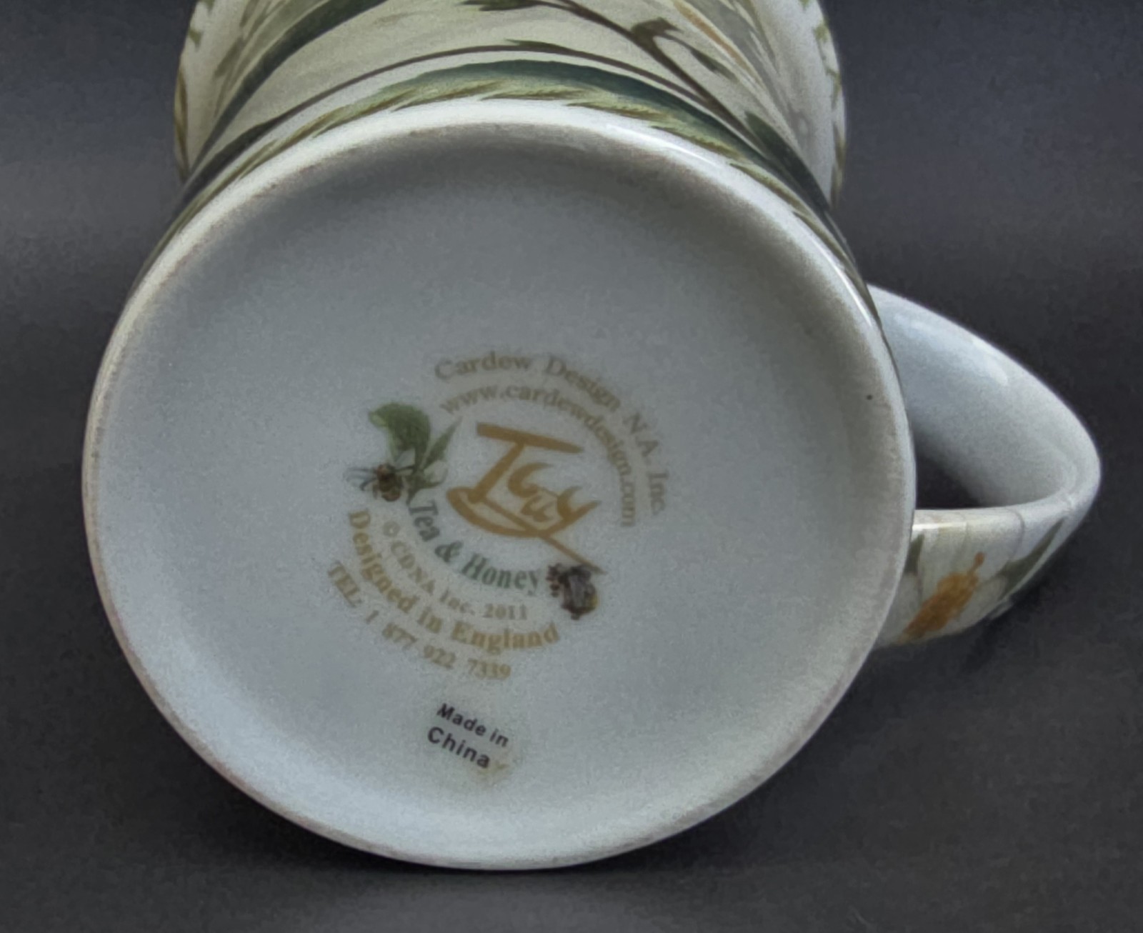 Cardew Designs Fine Bone China England Tea Cup/Mug Tea Floral tea and honey