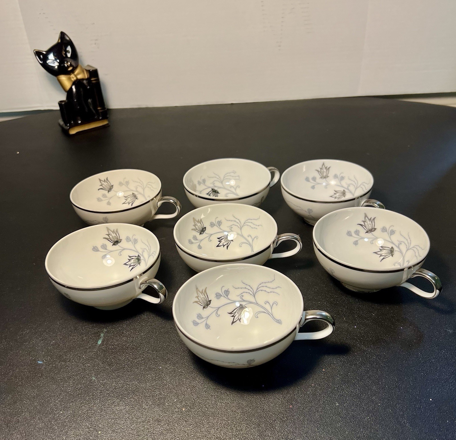 Eschenbach Bavaria 1960s Set Of 7 Teacups Silver Arbor Baronet China, 4×2”