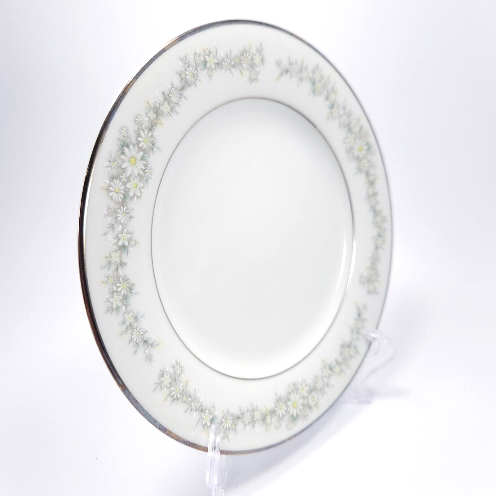 Noritake Donegal Bread Plates 6.25in Set of 2 White Daisies Platinum Trim